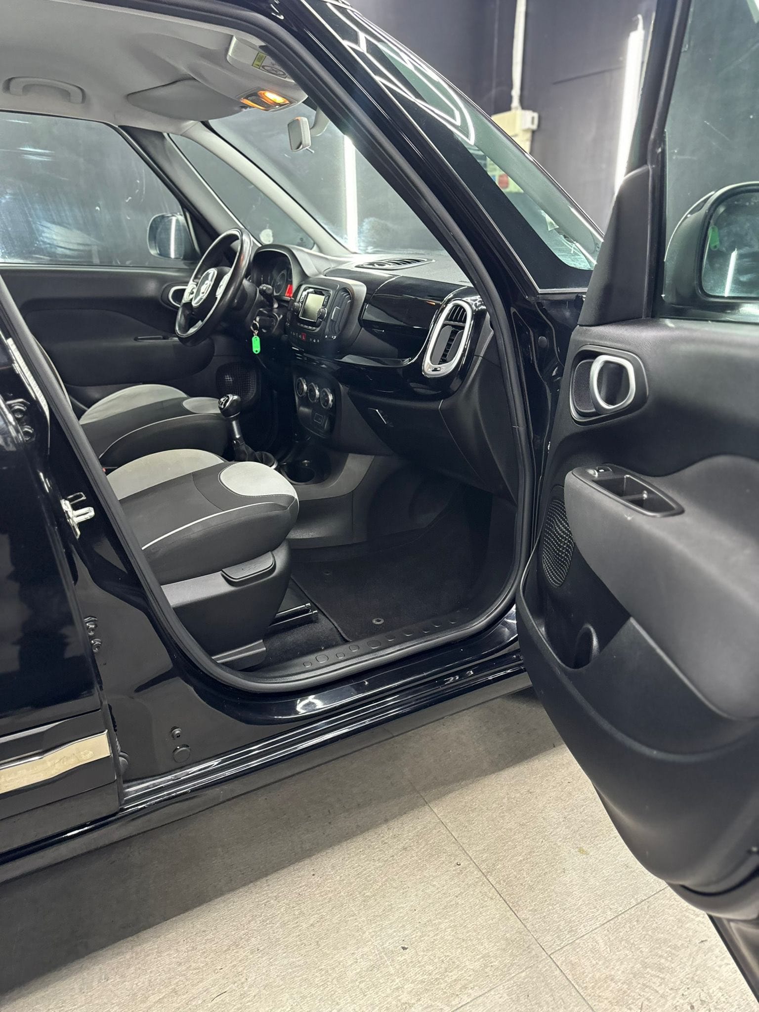 
FIAT500L 1.3 Multijet 95 CV Business2016 full									