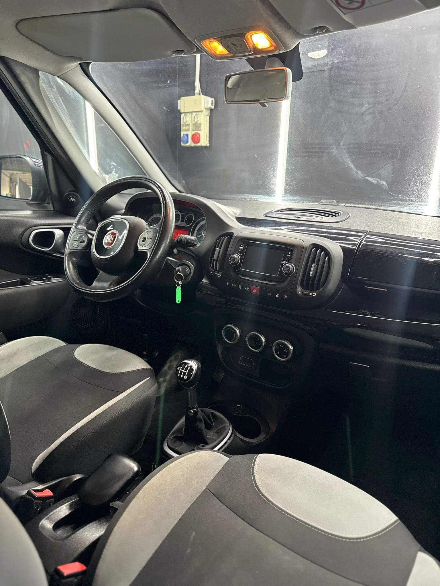 
FIAT500L 1.3 Multijet 95 CV Business2016 full									