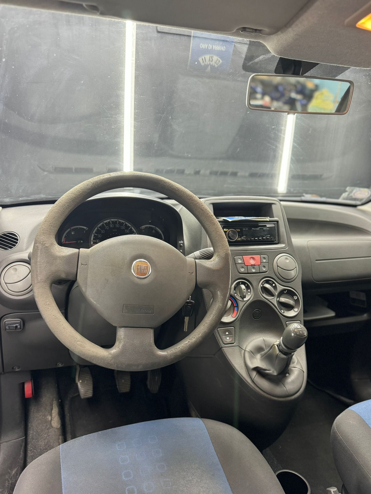 
FIAT PANDA 1.4 DYNAMIC NATURAL POWER 2011 full									