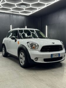 MINI COUNTRYMAN 1.6 One D Business XL 2016
