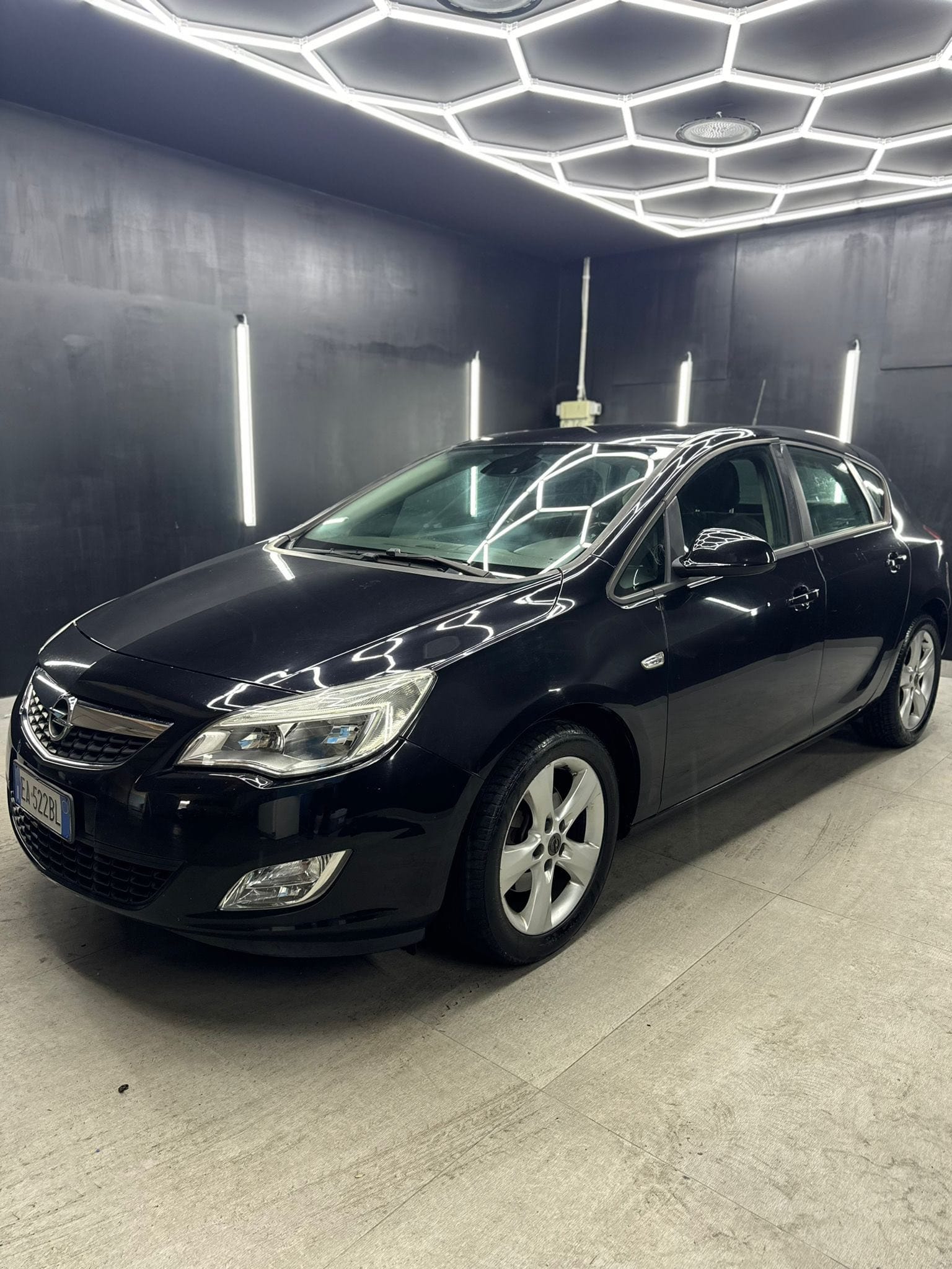 
OPEL ASTRA 1.7 CDTI 110CV 5P Cosmo 2010 full									