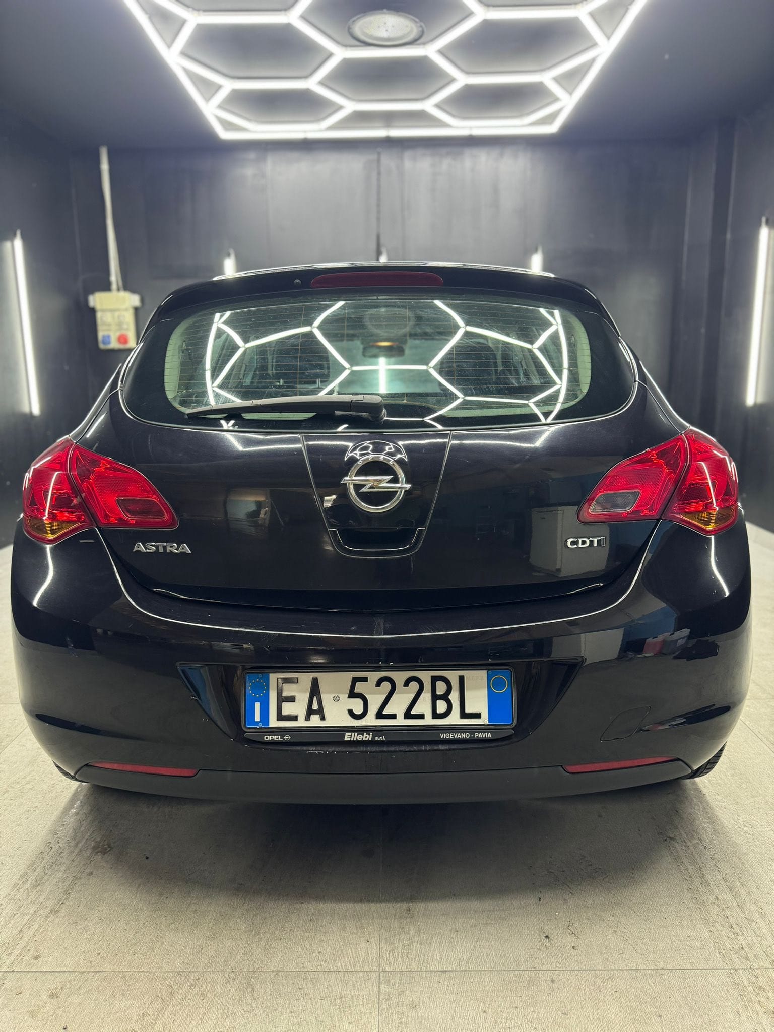 
OPEL ASTRA 1.7 CDTI 110CV 5P Cosmo 2010 full									