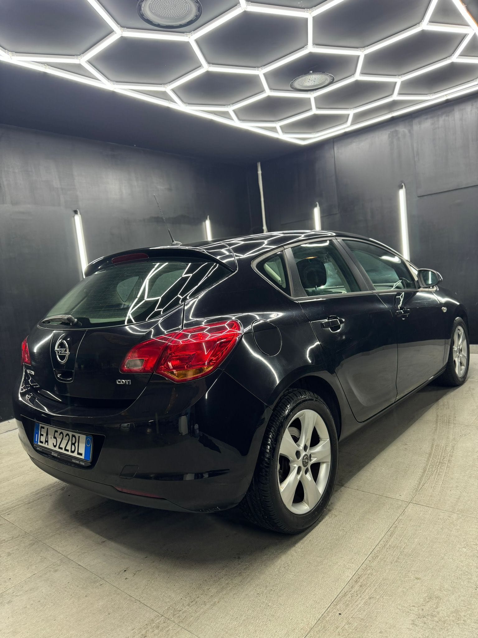 
OPEL ASTRA 1.7 CDTI 110CV 5P Cosmo 2010 full									