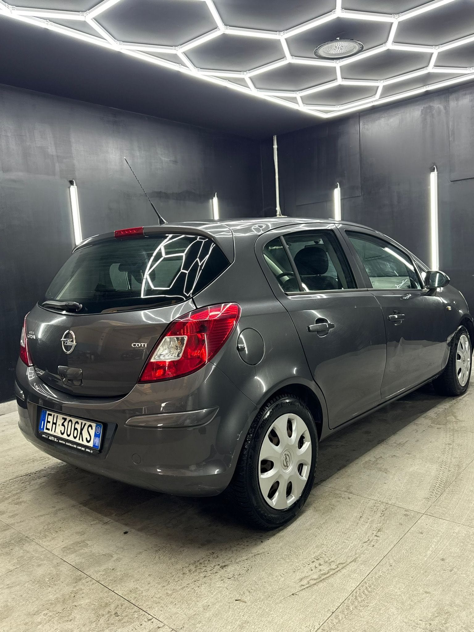 
OPEL CORSA 1.3 CDTI 75CV F.AP. 5P Sport 2011 full									