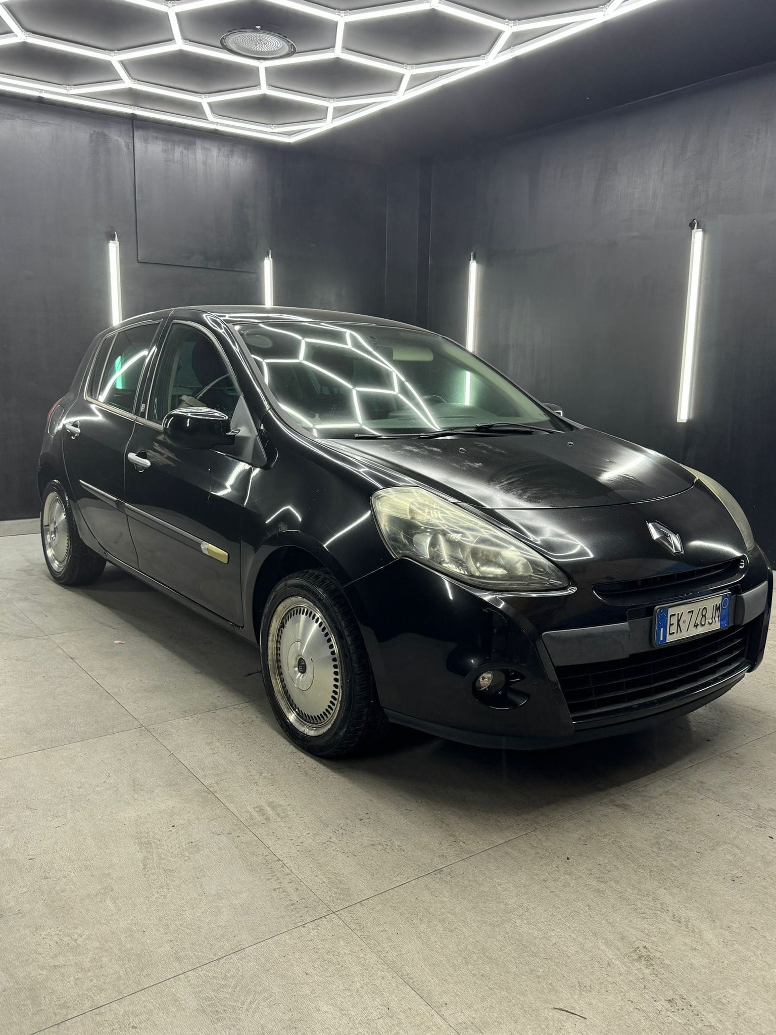 
RENAULT CLIO 1.2 16V TCE 100CV 5P Live 2011 full									