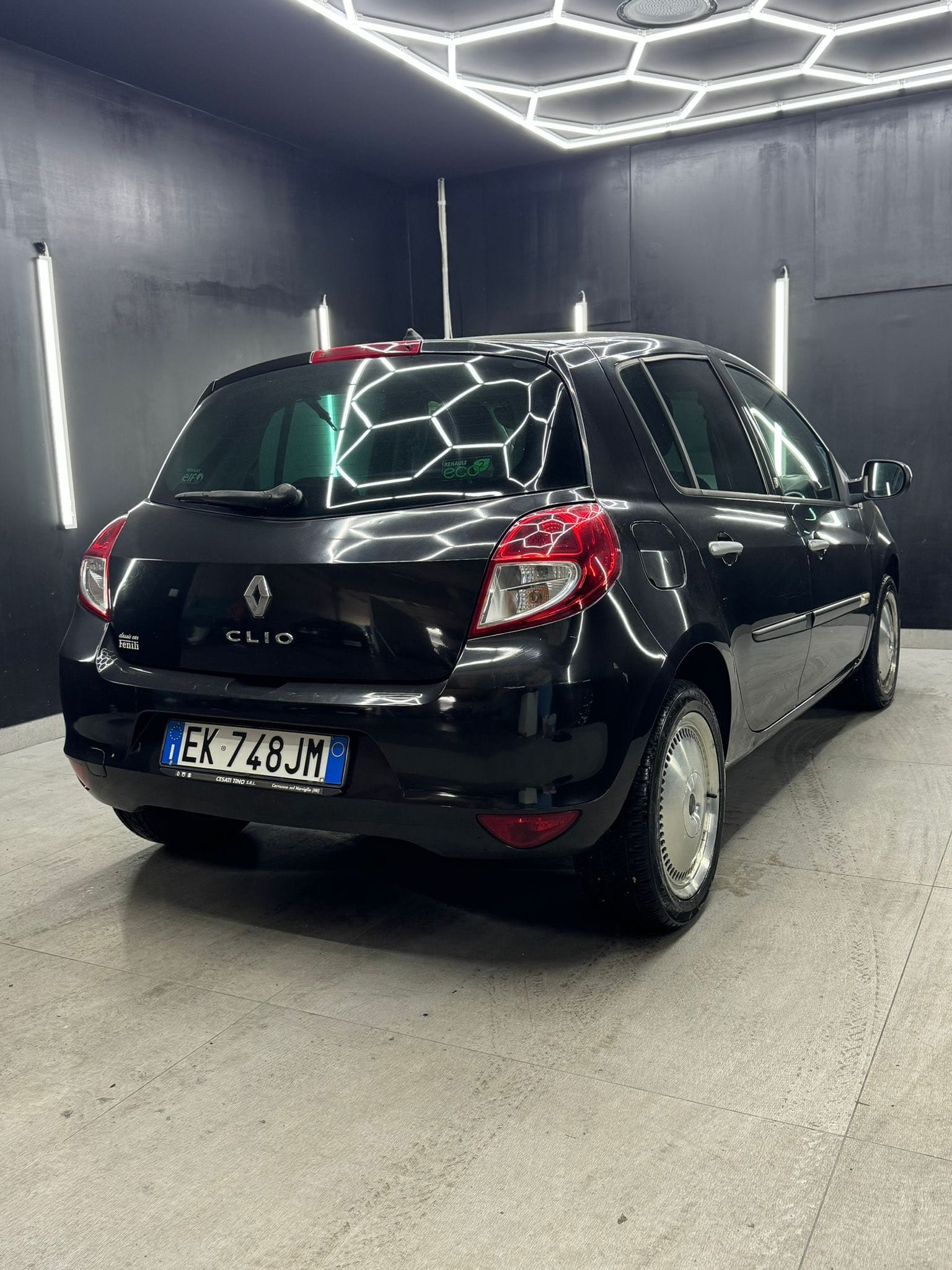 
RENAULT CLIO 1.2 16V TCE 100CV 5P Live 2011 full									
