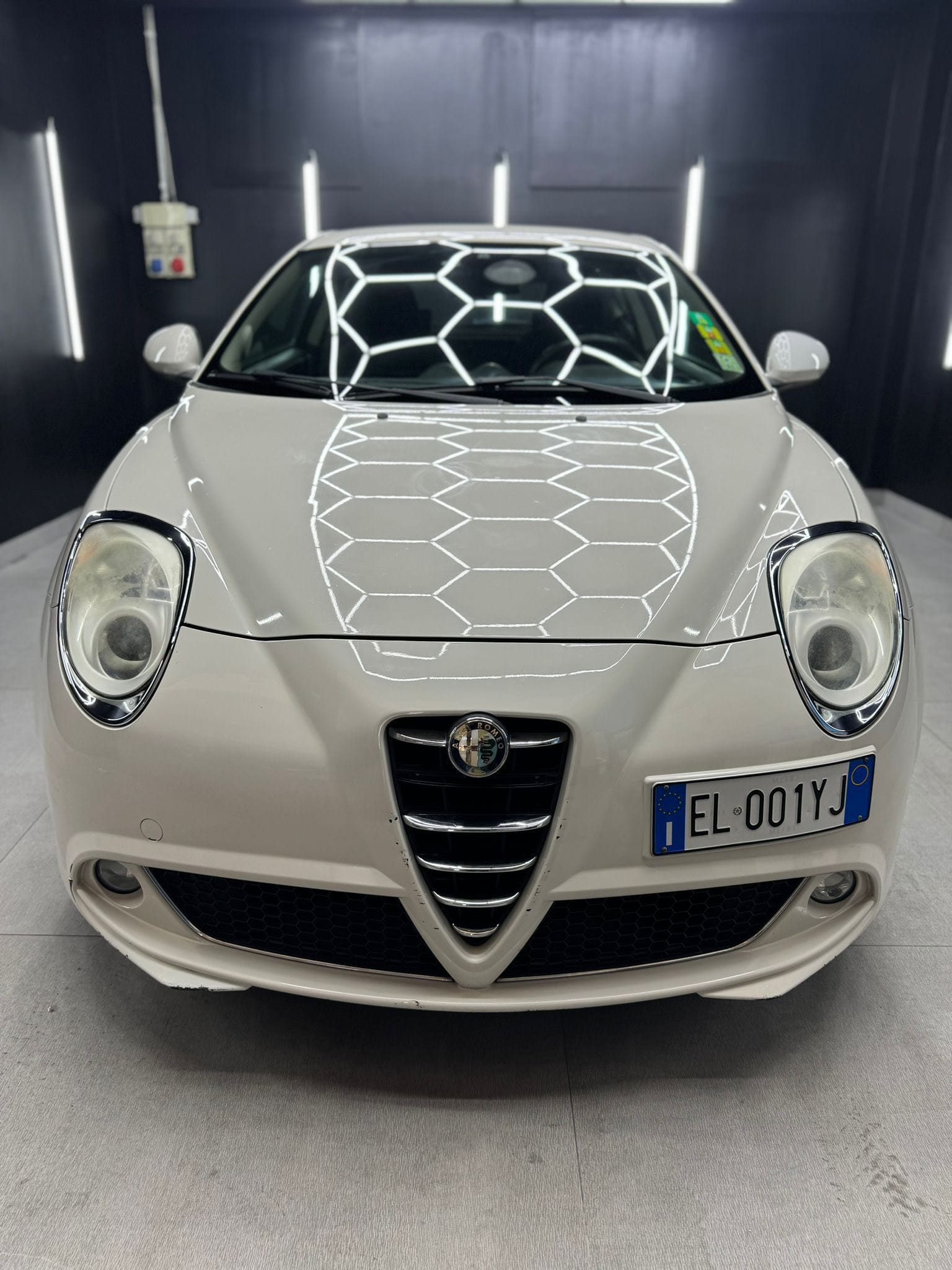 
ALFA ROMEOMiTo 1.4 105 CV M.air SeS Distinctive Sport Pack2012 full									
