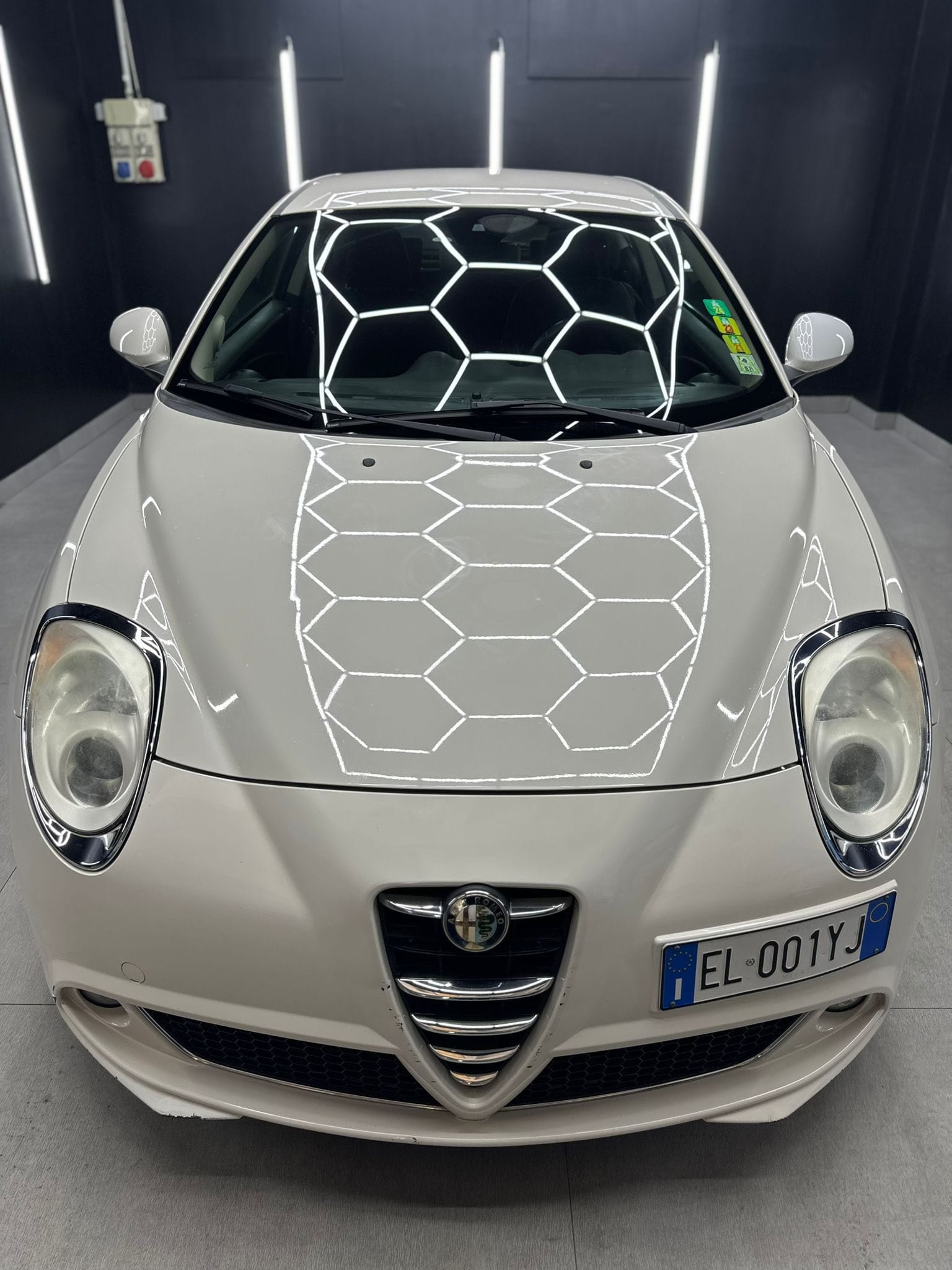 
ALFA ROMEOMiTo 1.4 105 CV M.air SeS Distinctive Sport Pack2012 full									