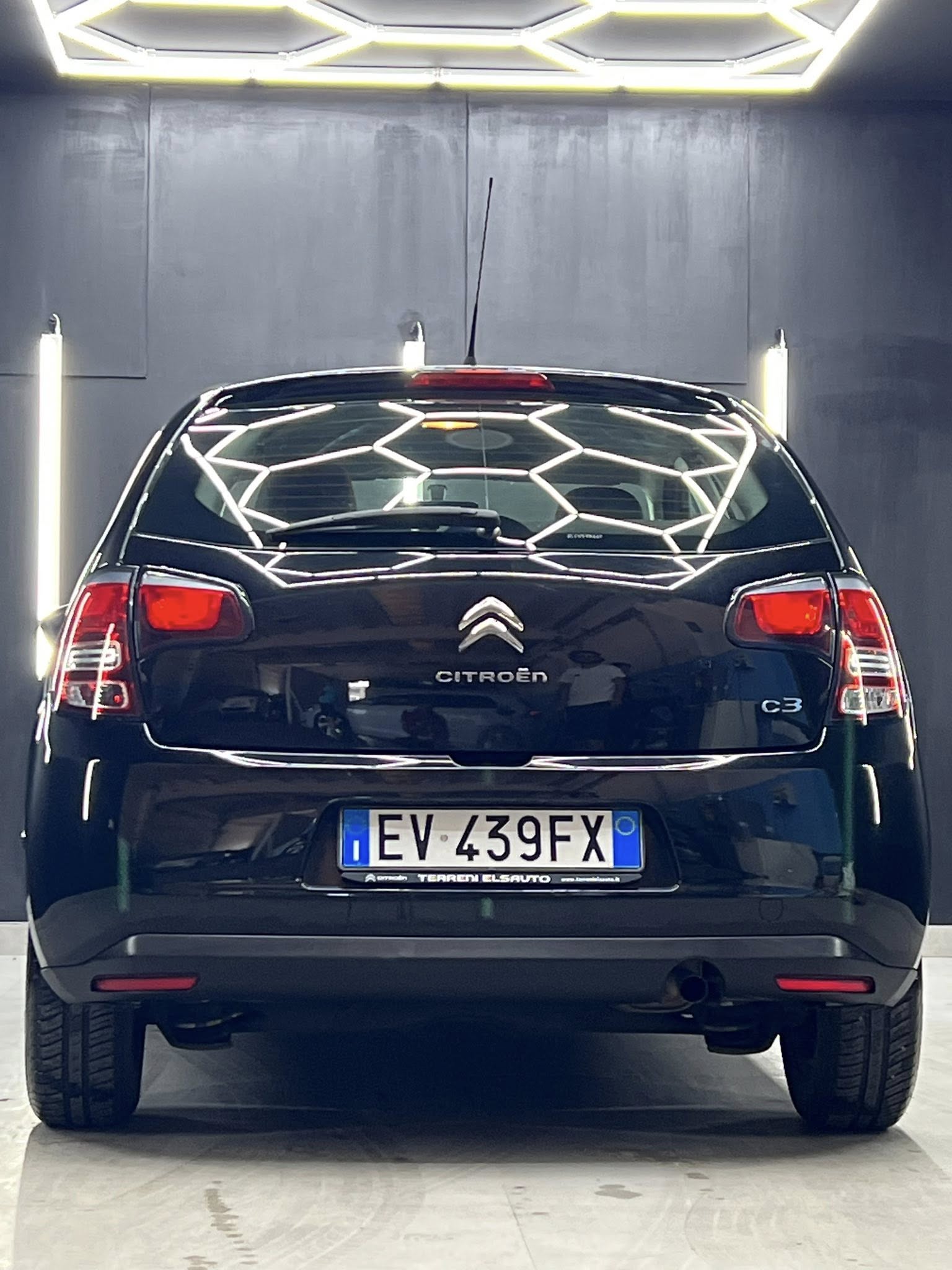 
CITROENC3 1.2 VTi 82 Exclusive2014 full									