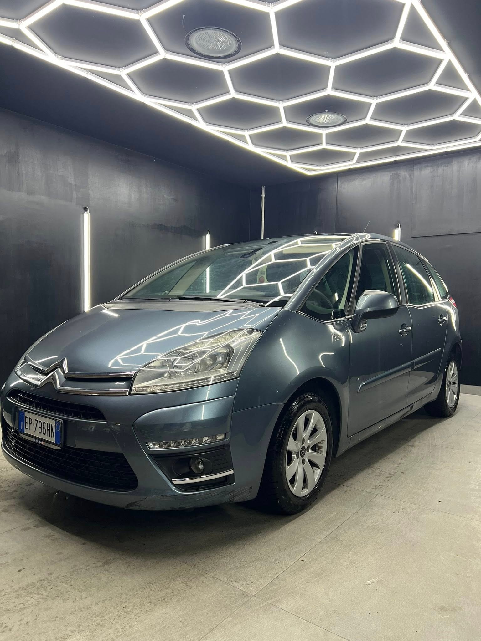
CITROENC4 Picasso 1.6 e-HDi 110 FAP CMP6 Business2012 full									