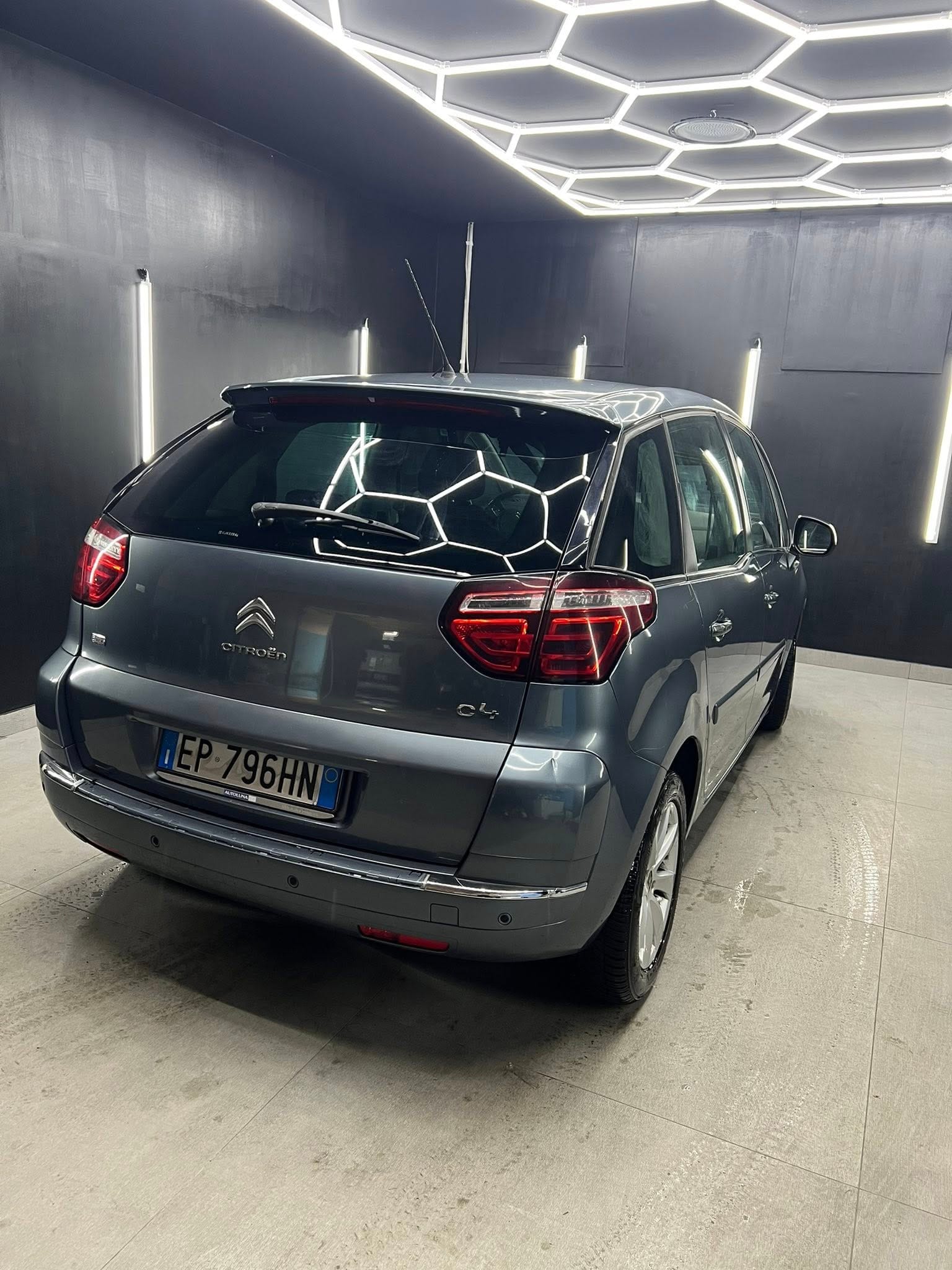 
CITROENC4 Picasso 1.6 e-HDi 110 FAP CMP6 Business2012 full									