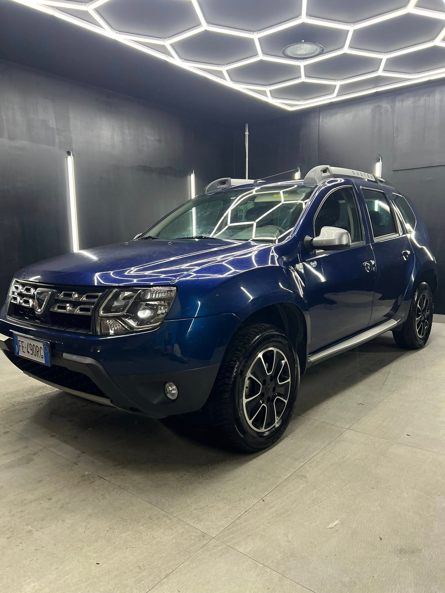 
DACIADUSTER 1.5 dCi 110CV Start&Stop 4×2 Serie Lim. Urban Explorer2016 full									