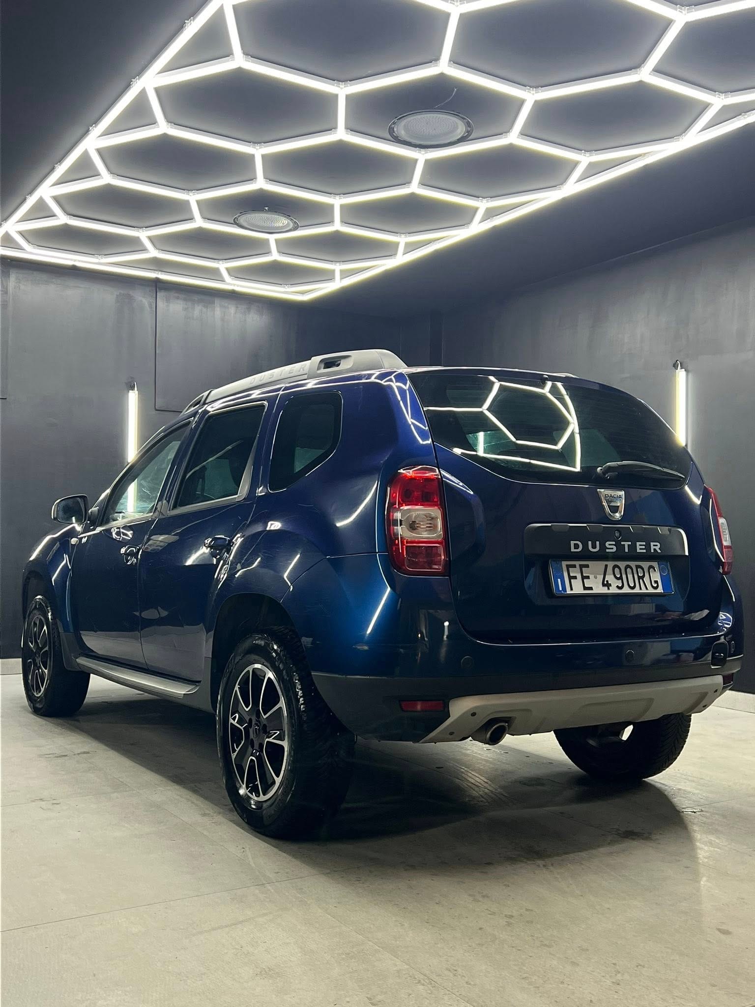 
DACIADUSTER 1.5 dCi 110CV Start&Stop 4×2 Serie Lim. Urban Explorer2016 full									