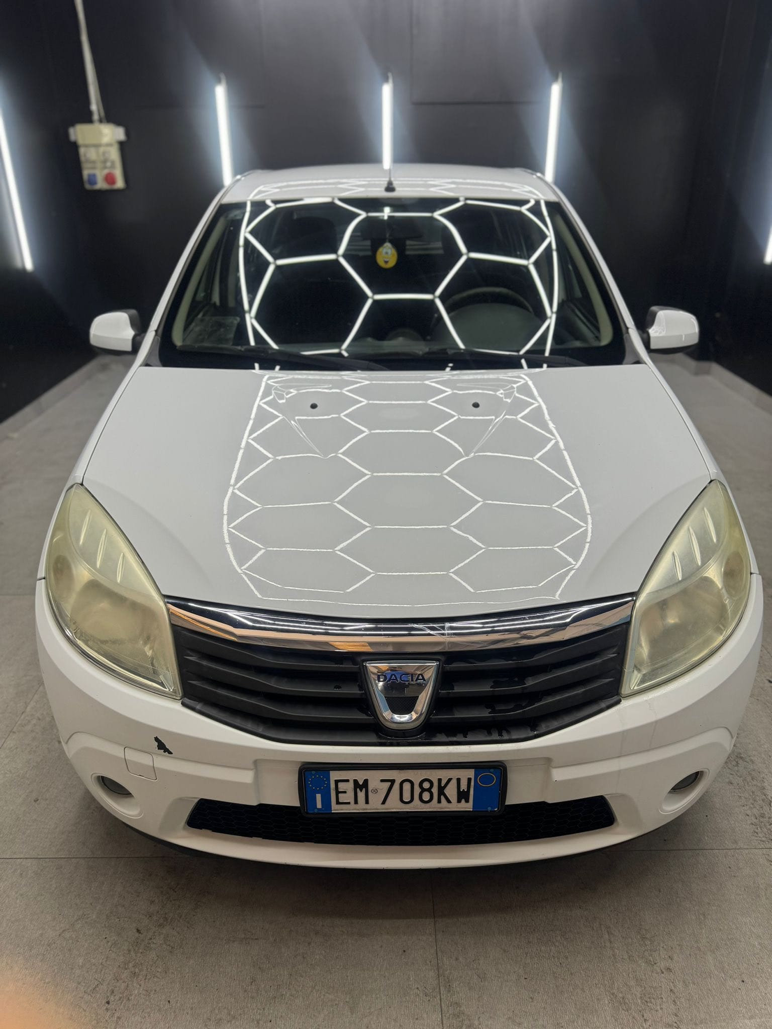 DACIASANDERO 1.2 16V GPL 75CV Embleme2012