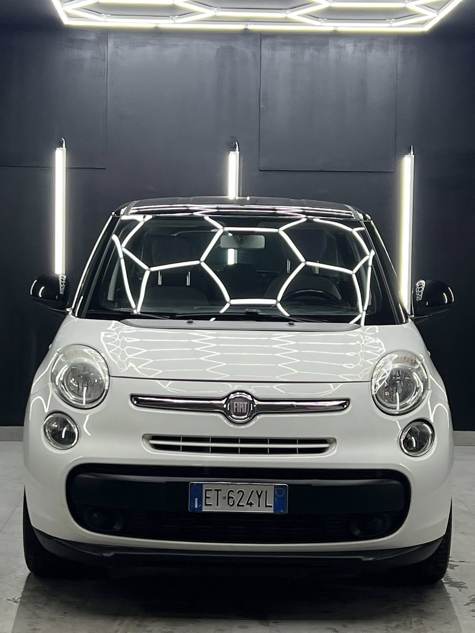 
FIAT500L Living 1.3 Multijet 85 CV Lounge2014 full									