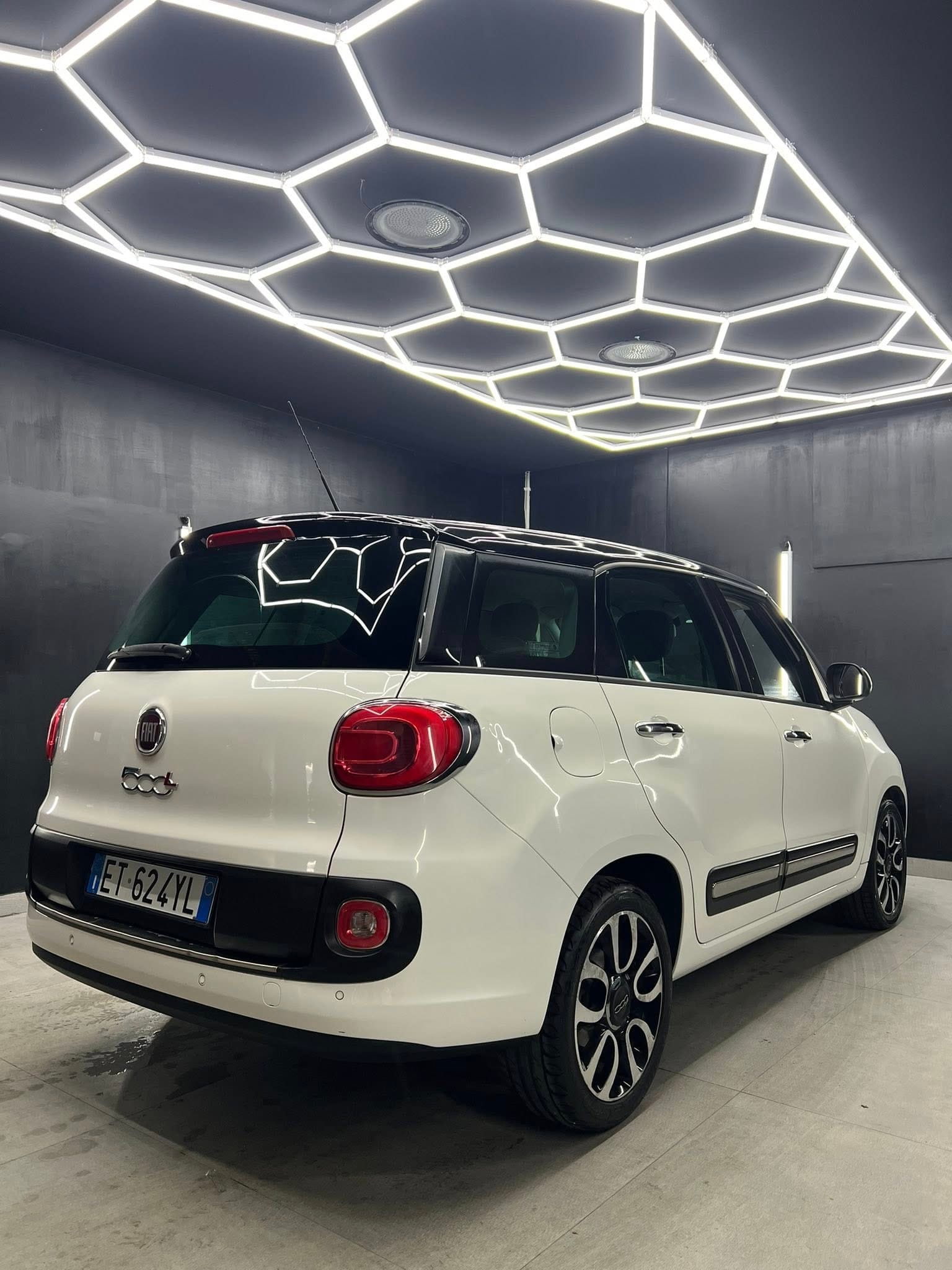 
FIAT500L Living 1.3 Multijet 85 CV Lounge2014 full									