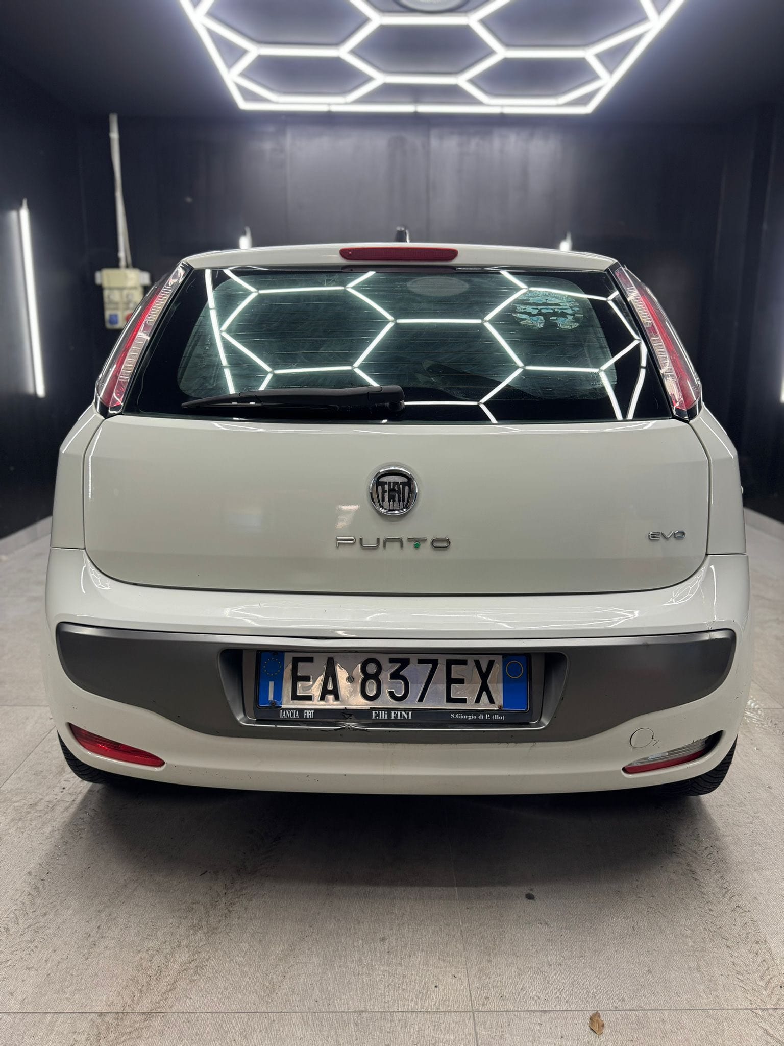 
FIATPUNTO Evo 1.4 5P Emotion2010 full									