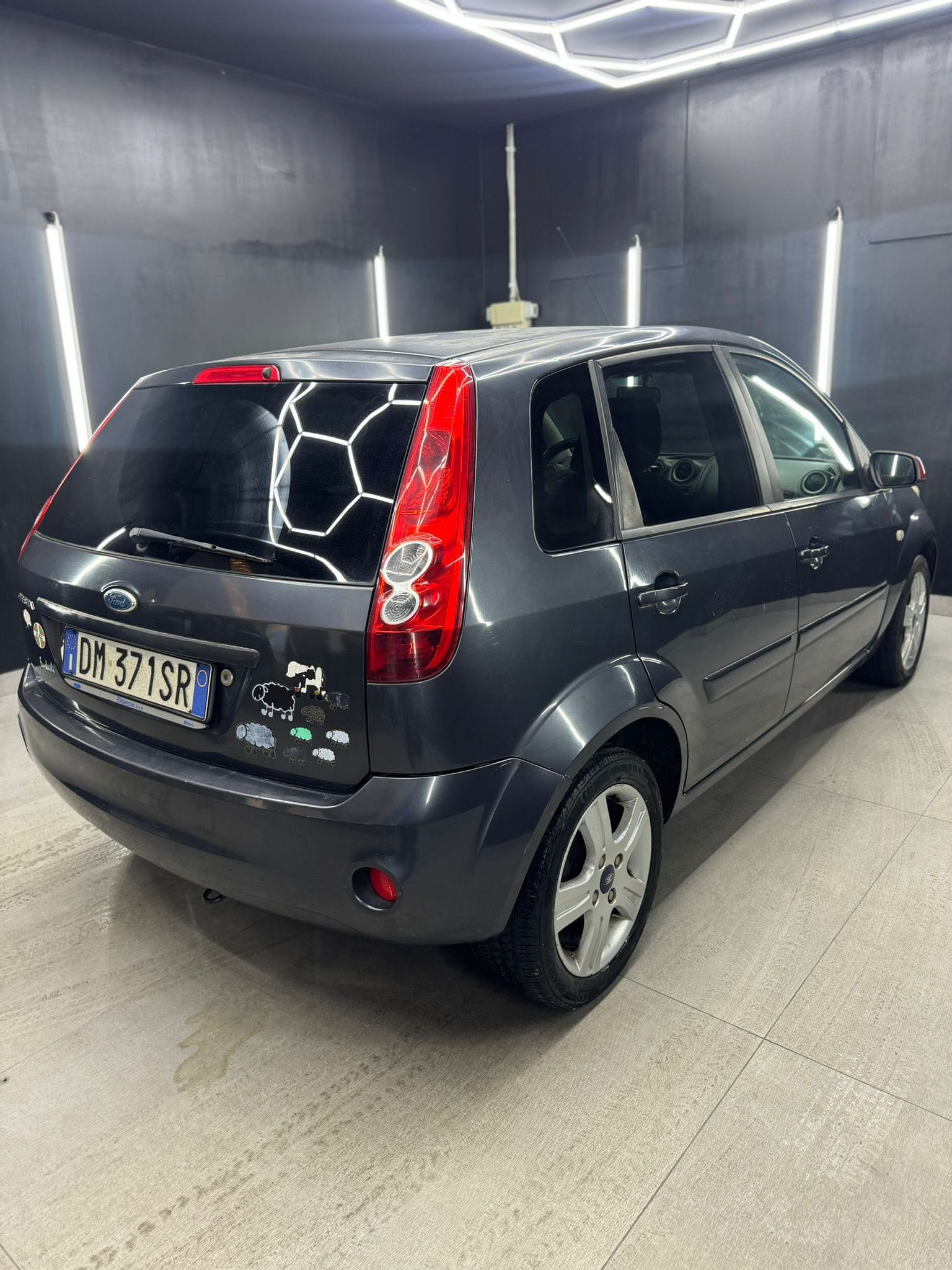 
FORDFIESTA 1.2 16V 5P Ghia2008 full									