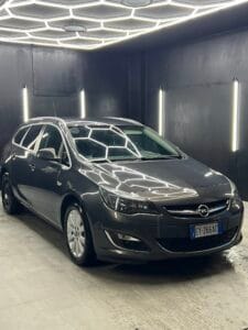 OPELASTRA 1.6 CDTI EcoFLEX SeS Sports Tourer Cosmo2015