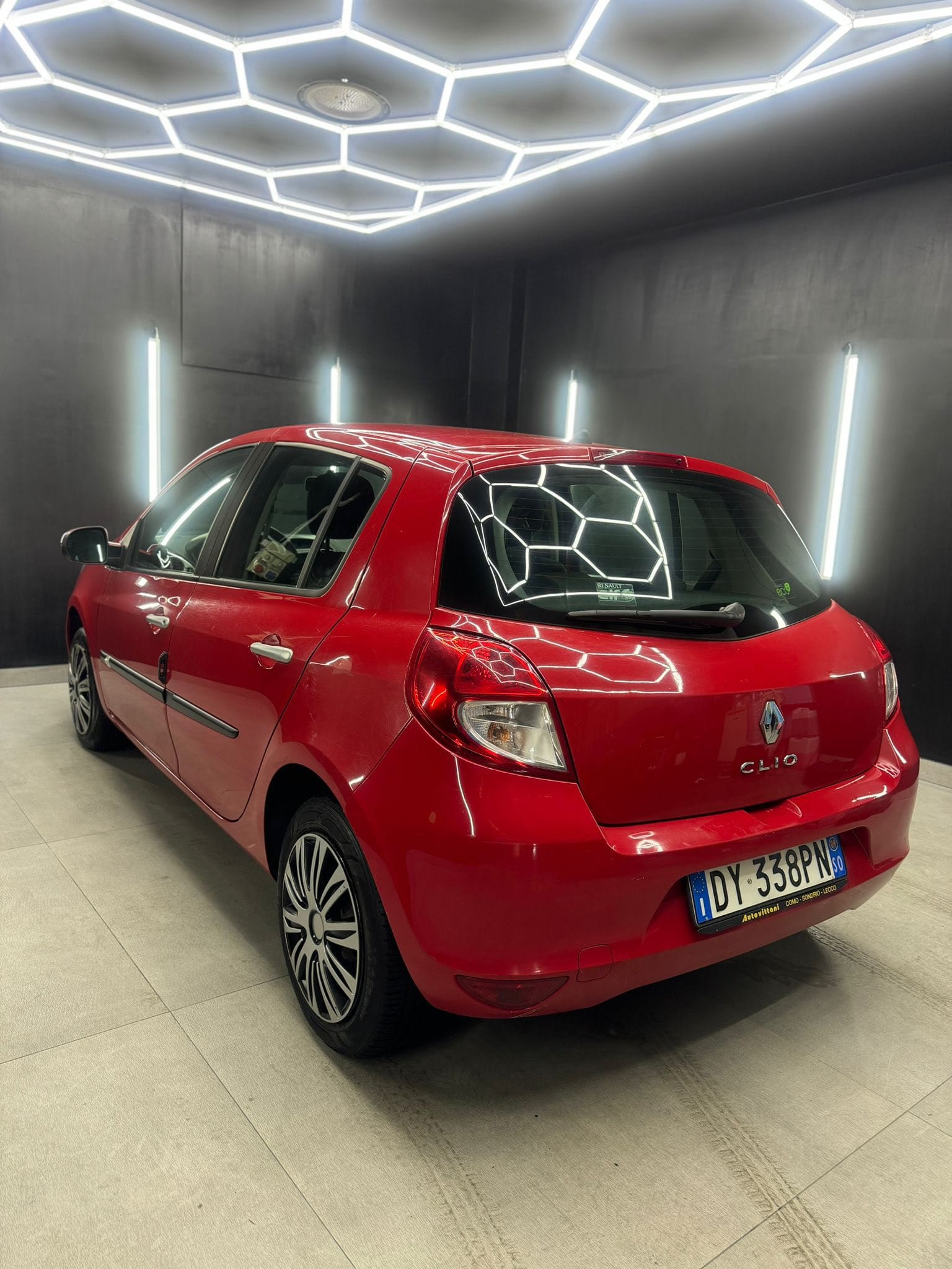 
RENAULTClio 1.2 16V 5P GPL Dynamique2009 full									