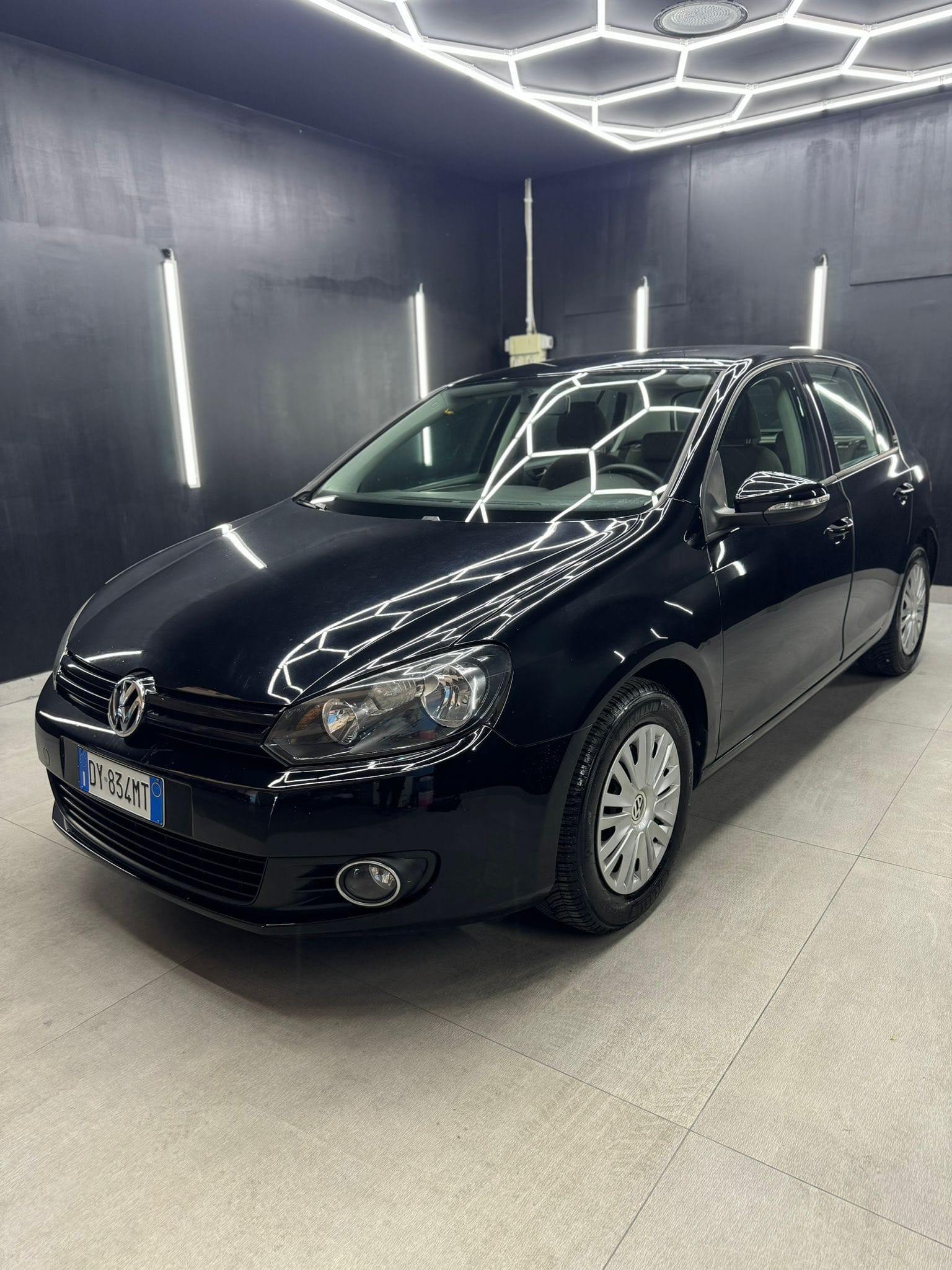 
VOLKSWAGENGOLF 1.2 TSI 5P Comfortline2010 full									