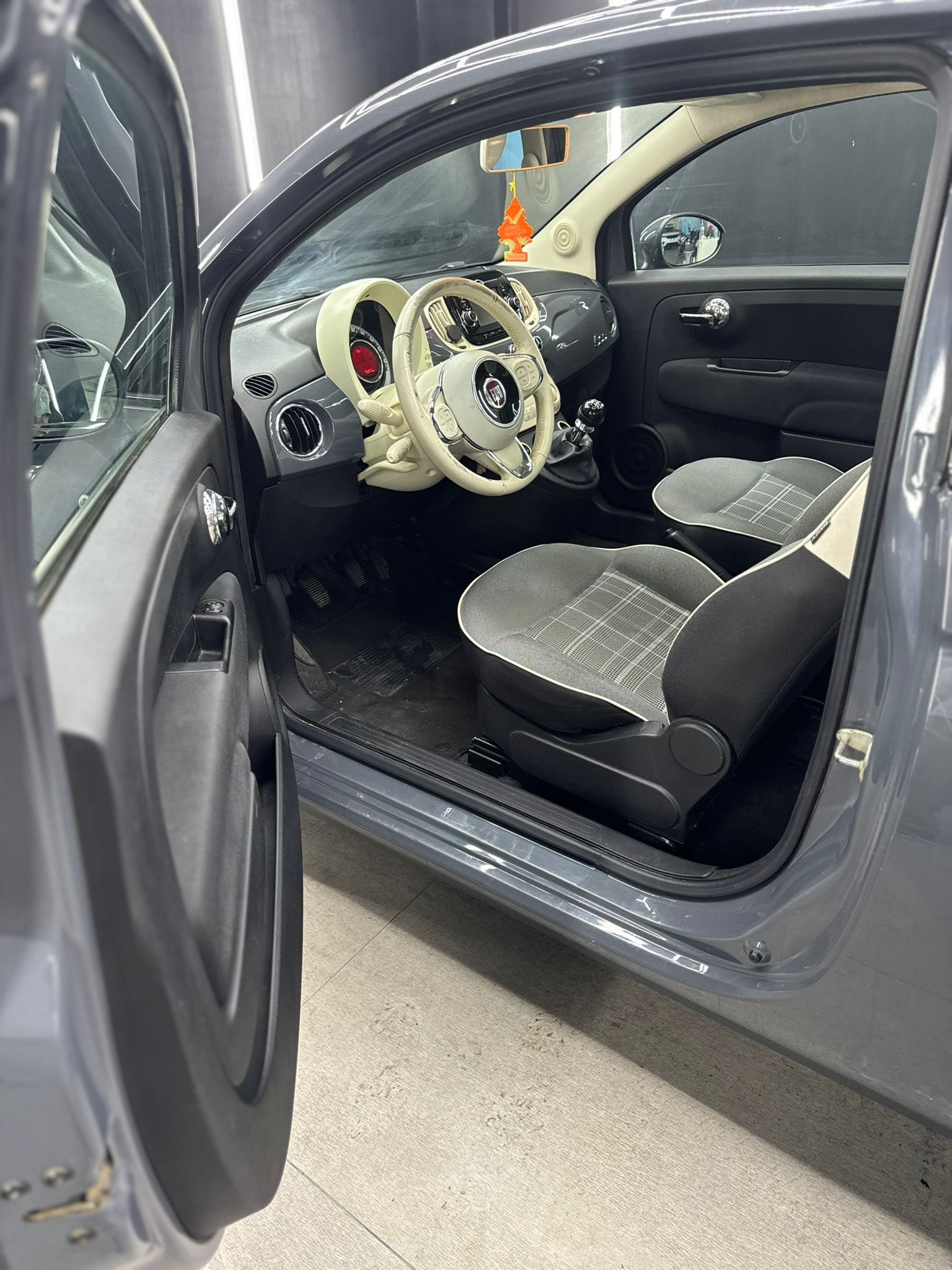 
FIAT500 C 1.22019 full									