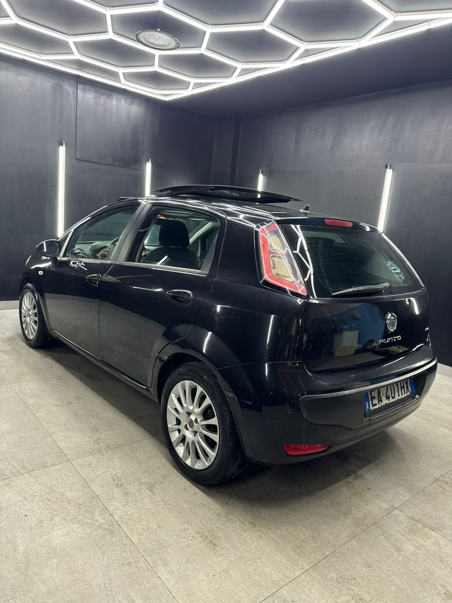 
FIATPUNTO Evo 1.4 5P Emotion GPL full									