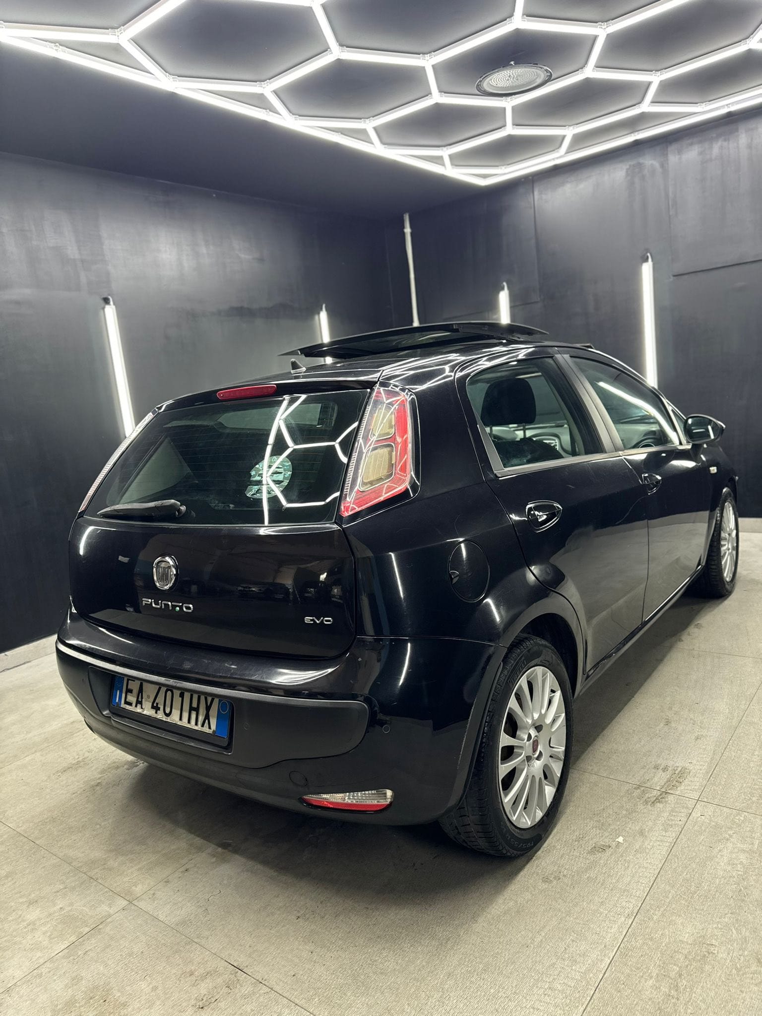 
FIATPUNTO Evo 1.4 5P Emotion GPL full									