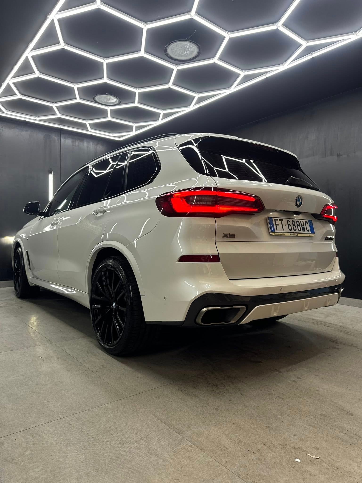 
BMWX5 M50d2019 full									