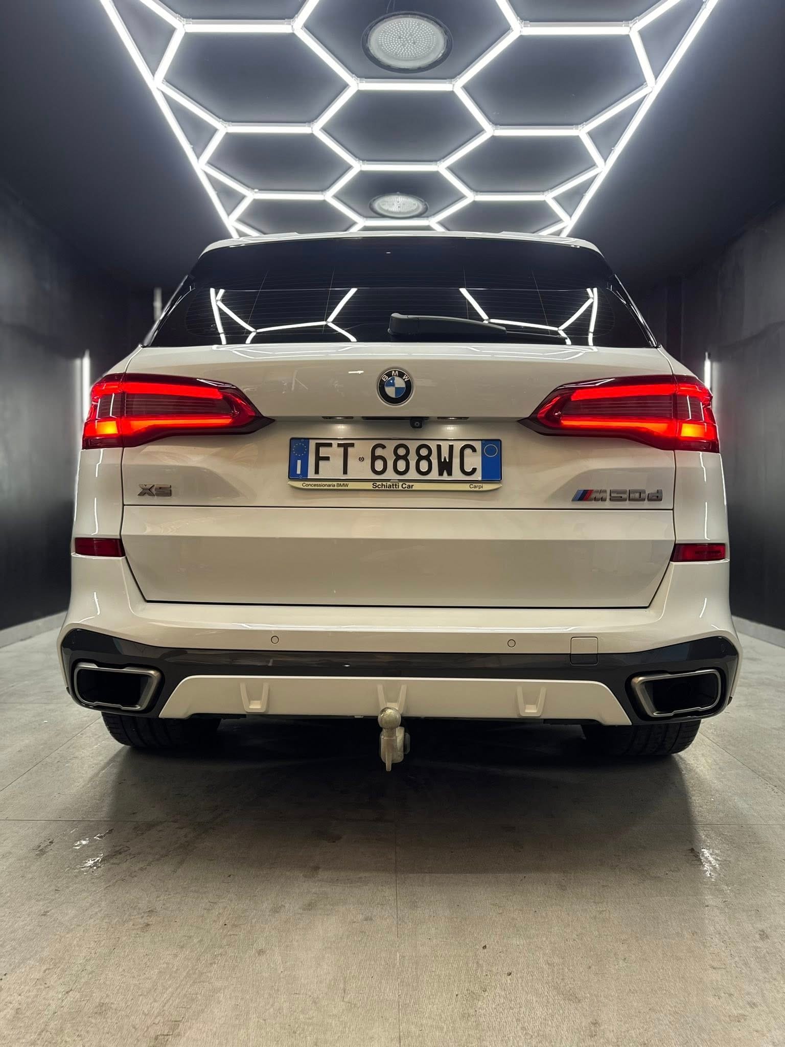 
BMWX5 M50d2019 full									