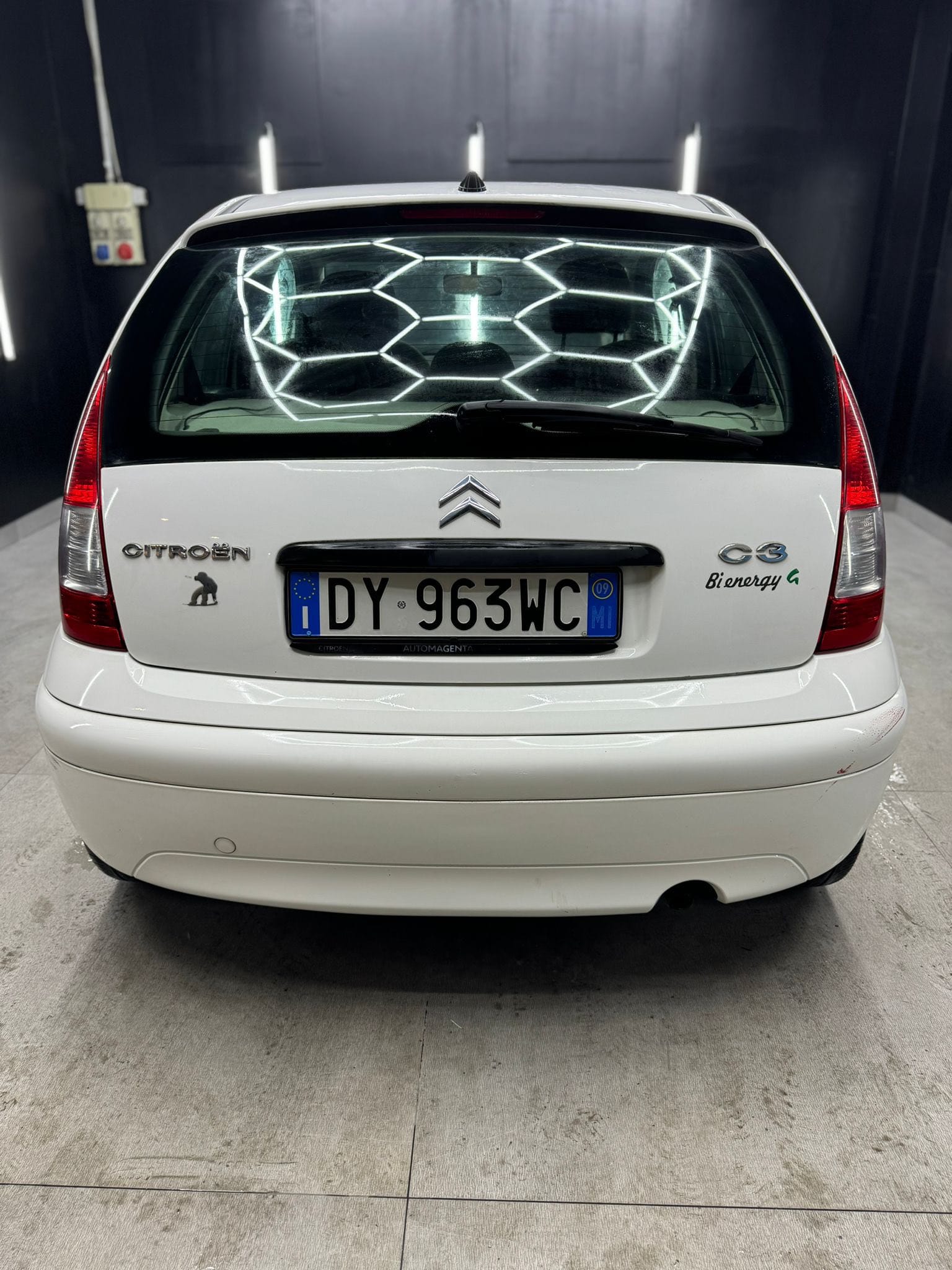 
CITROENC3 1.4 Exclusive Style Techno Bi Energy G2009 full									