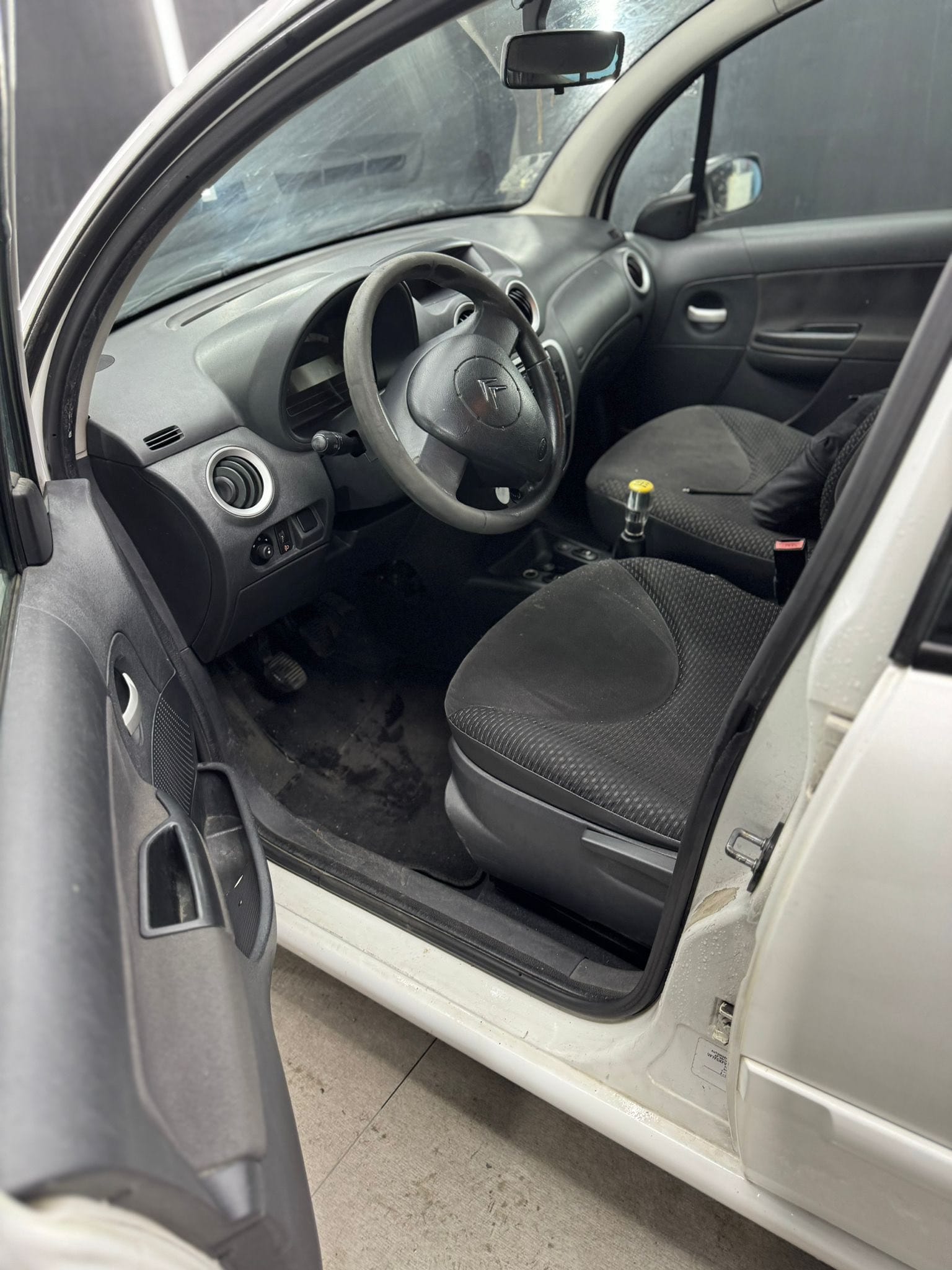 
CITROENC3 1.4 Exclusive Style Techno Bi Energy G2009 full									