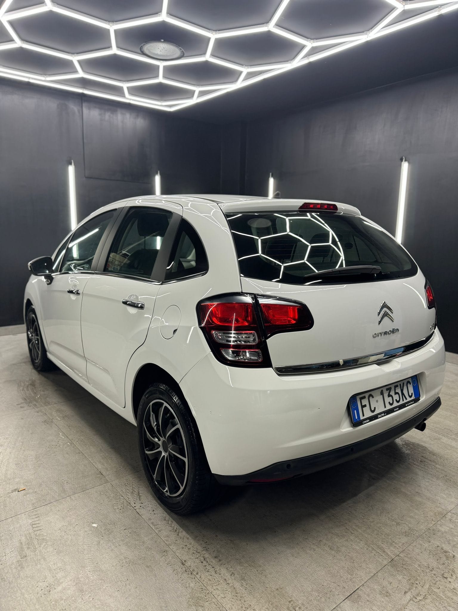 
CITROENC3 PureTech 82 Exclusive2016 full									