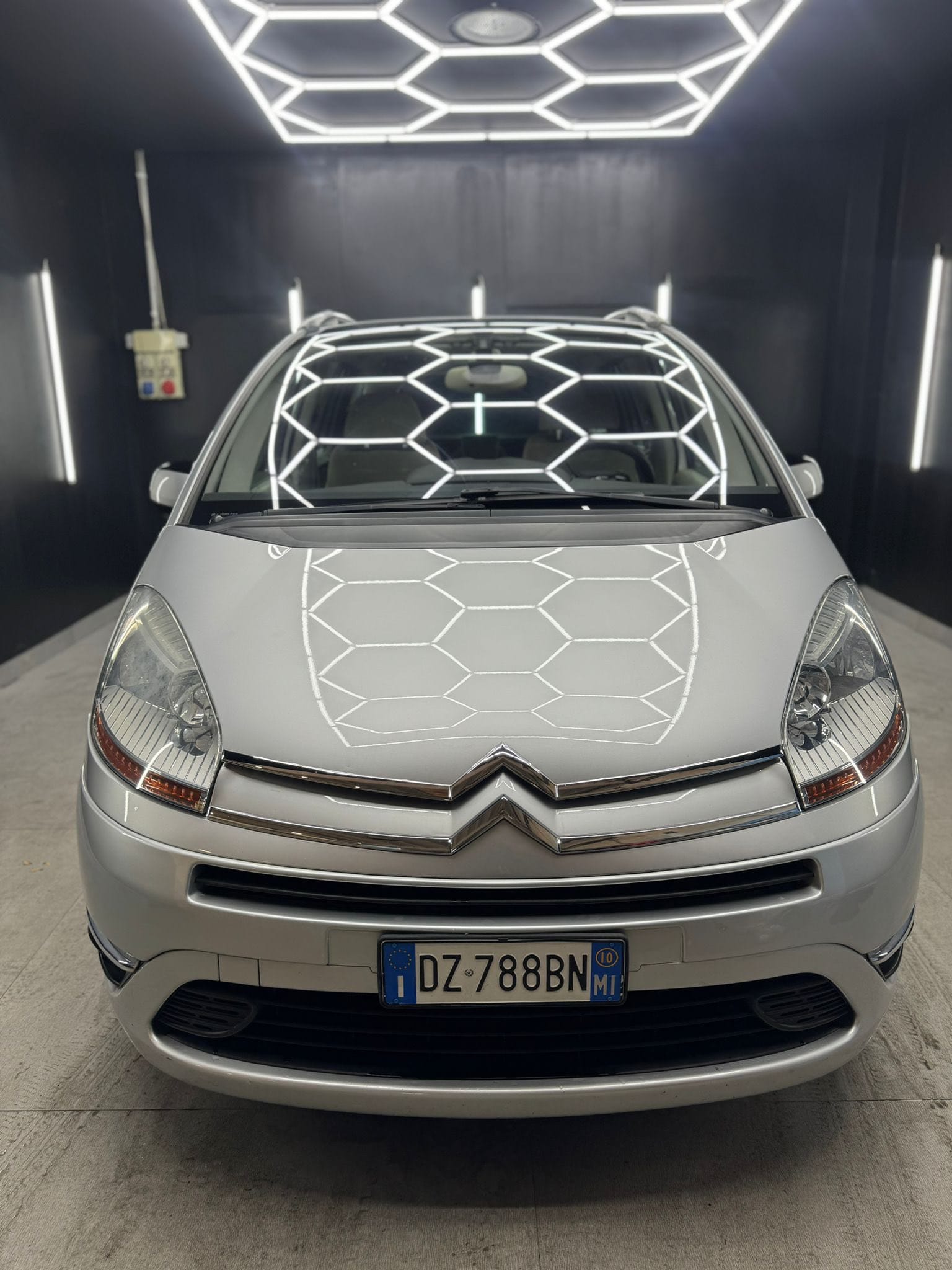 
CITROENC4 Grand Picasso 2.0 HDi 138 CMP6 Exclusive full									