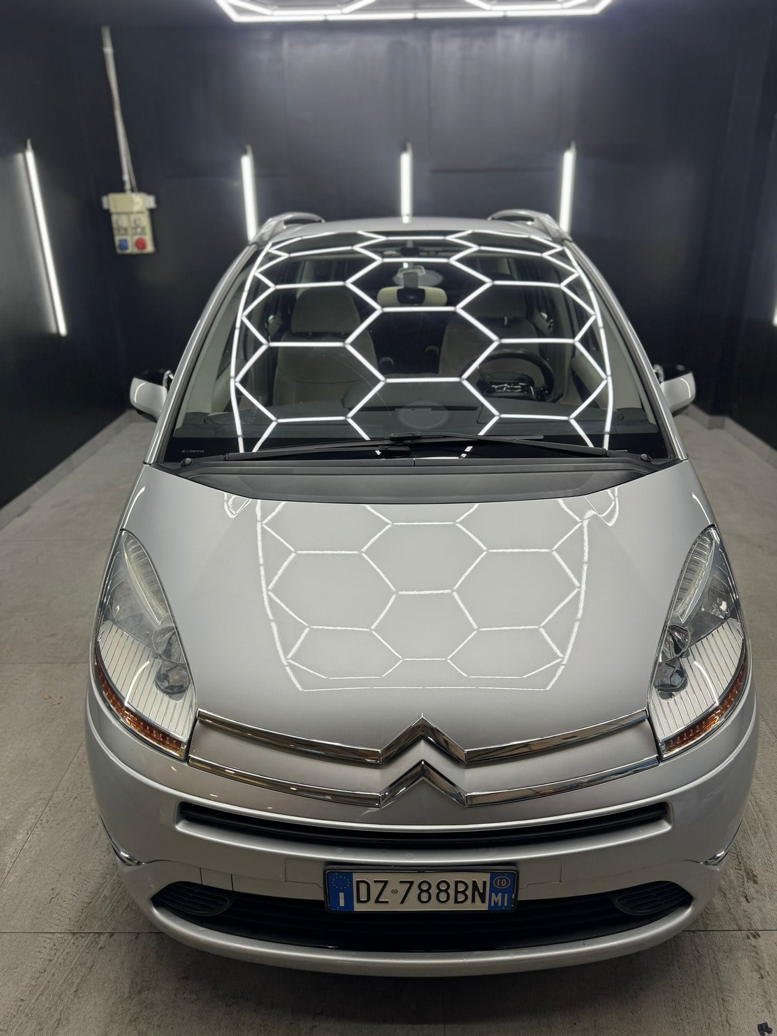 
CITROENC4 Grand Picasso 2.0 HDi 138 CMP6 Exclusive full									