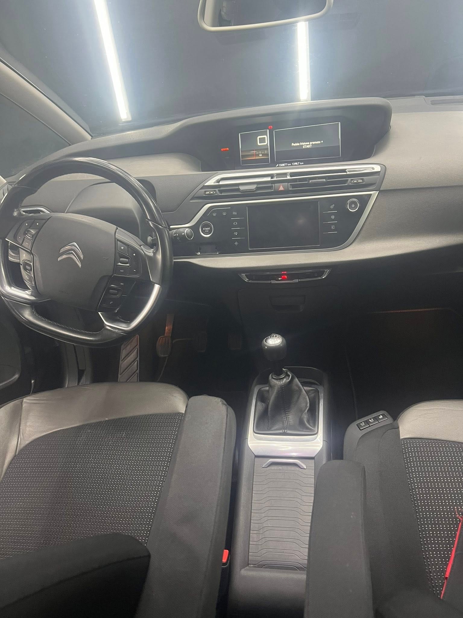 
CITROENGrand C4 Picasso 1.6 e-HDi 115 Exclusive2014 full									