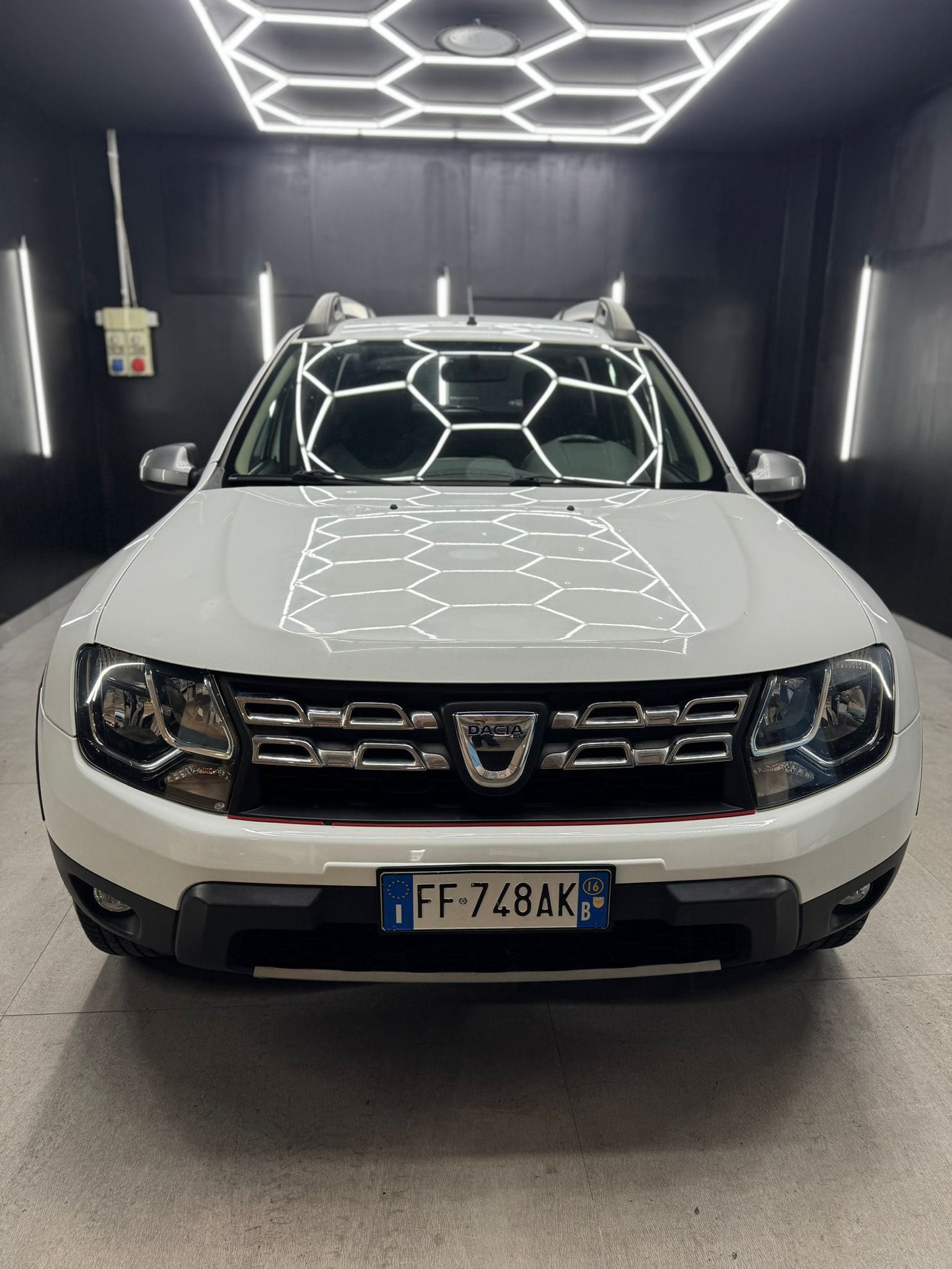 
DACIADUSTER 1.5 dCi 110CV Start&Stop 4×2 Serie Lim. Urban Explorer2016 full									