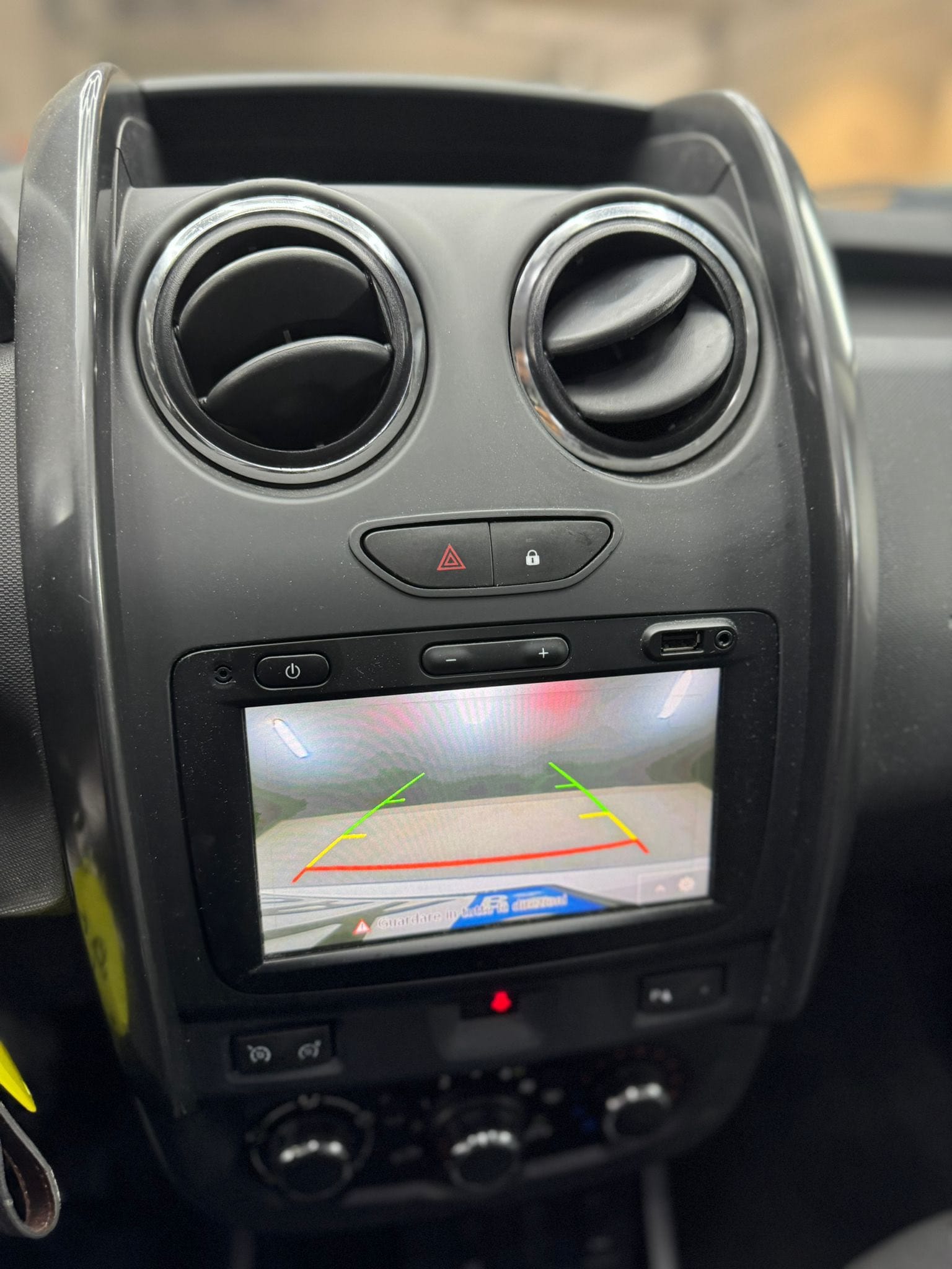 
DACIADUSTER 1.5 dCi 110CV Start&Stop 4×2 Serie Lim. Urban Explorer2016 full									