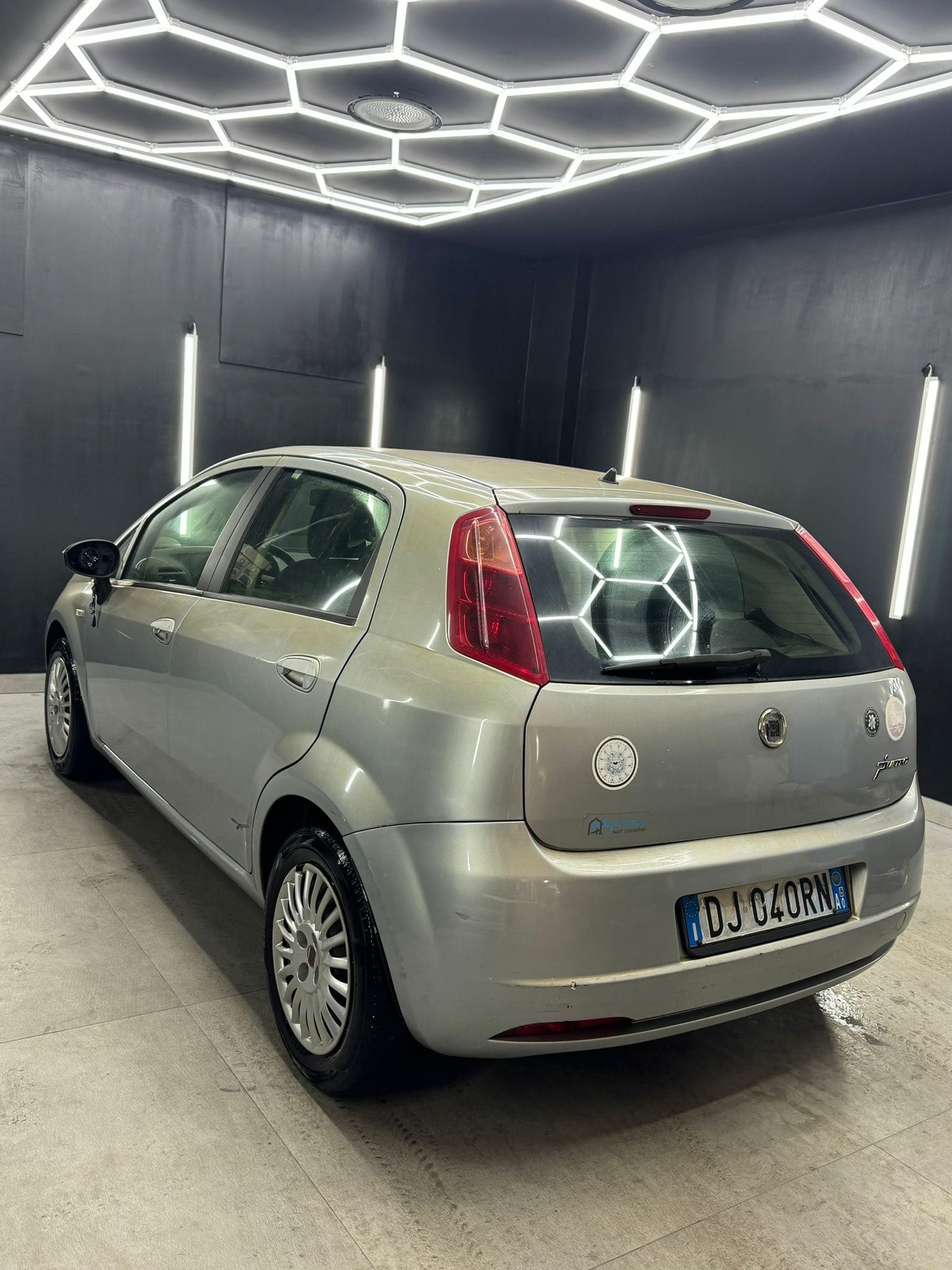 
FIATGrande Punto 1.4 5P Fun2008 full									