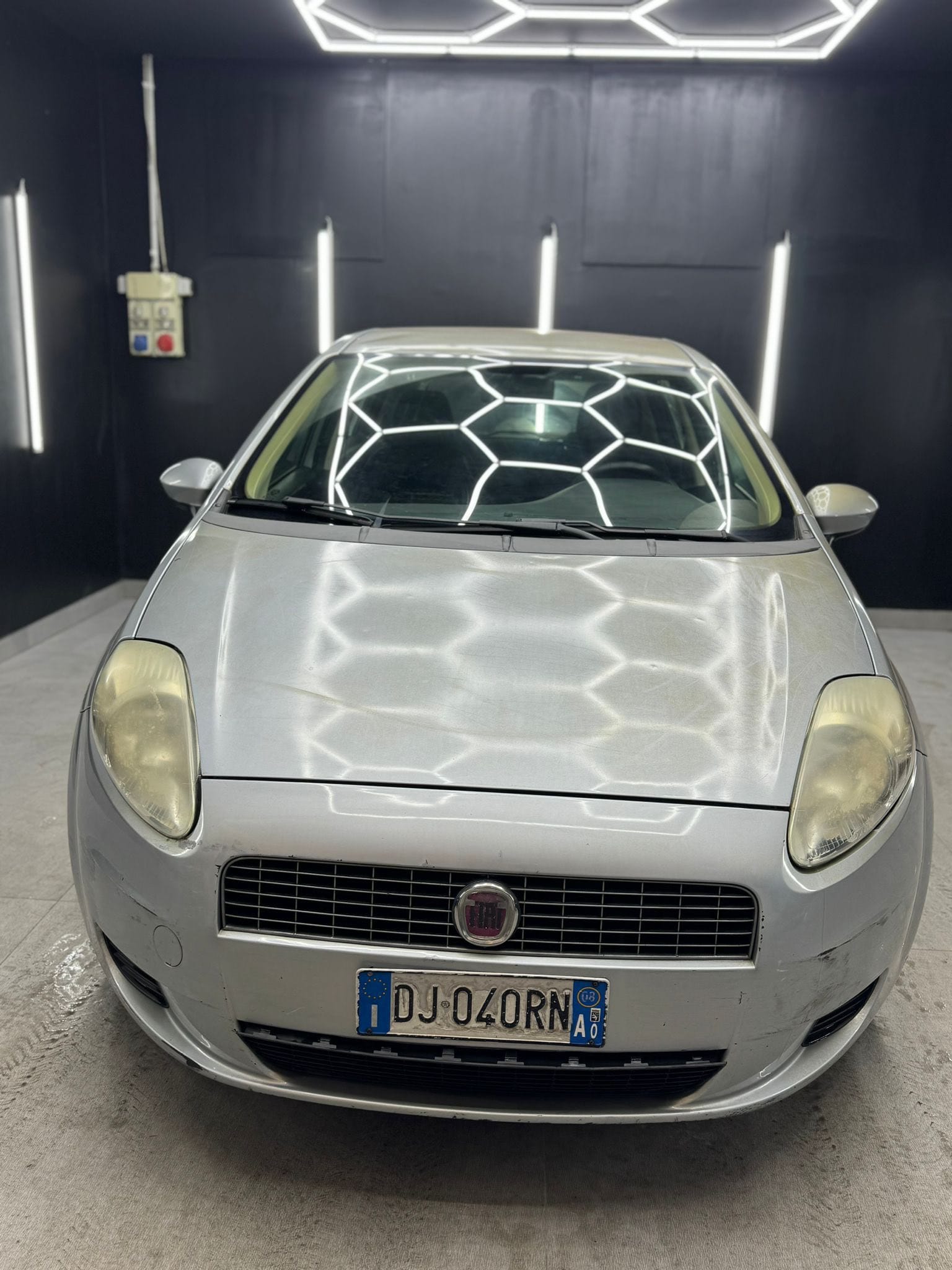 
FIATGrande Punto 1.4 5P Fun2008 full									