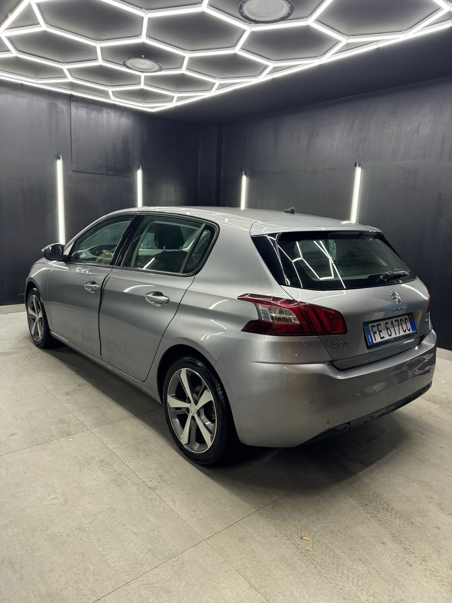 
PEUGEOT308 PureTech Turbo 130 S&S GT Line2016 full									