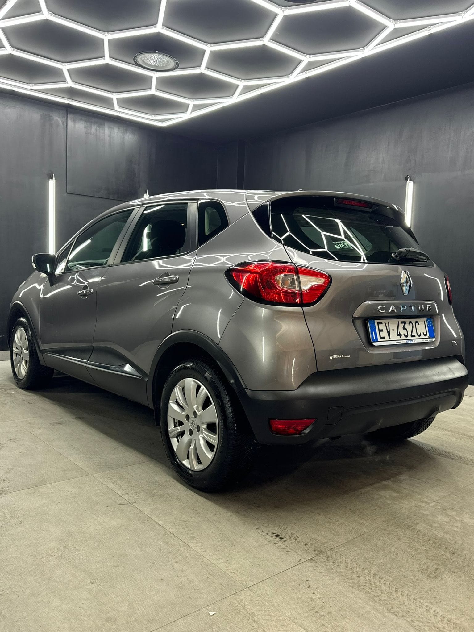 
RENAULTCAPTUR 0.9 TCe 12V 90 CV Start&Stop Energy R-Link2014 full									