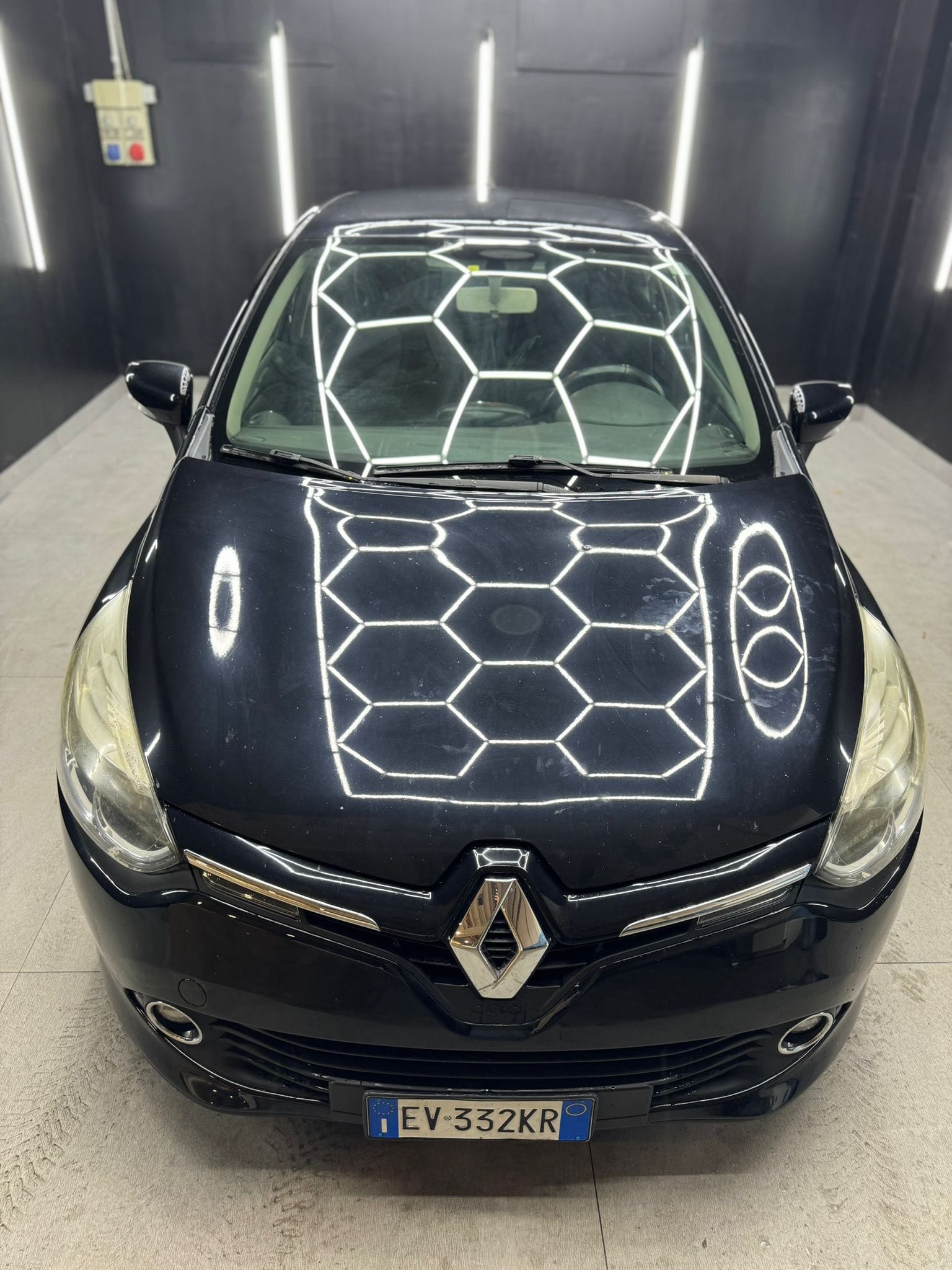 
RENAULTClio 1.2 75CV 5P Costume National2014 full									