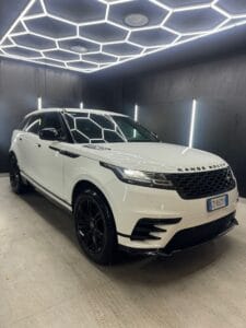 Range RoverVelar 2.0D I4 180 CV R-Dynamic HSE2020 (Dicembre)
