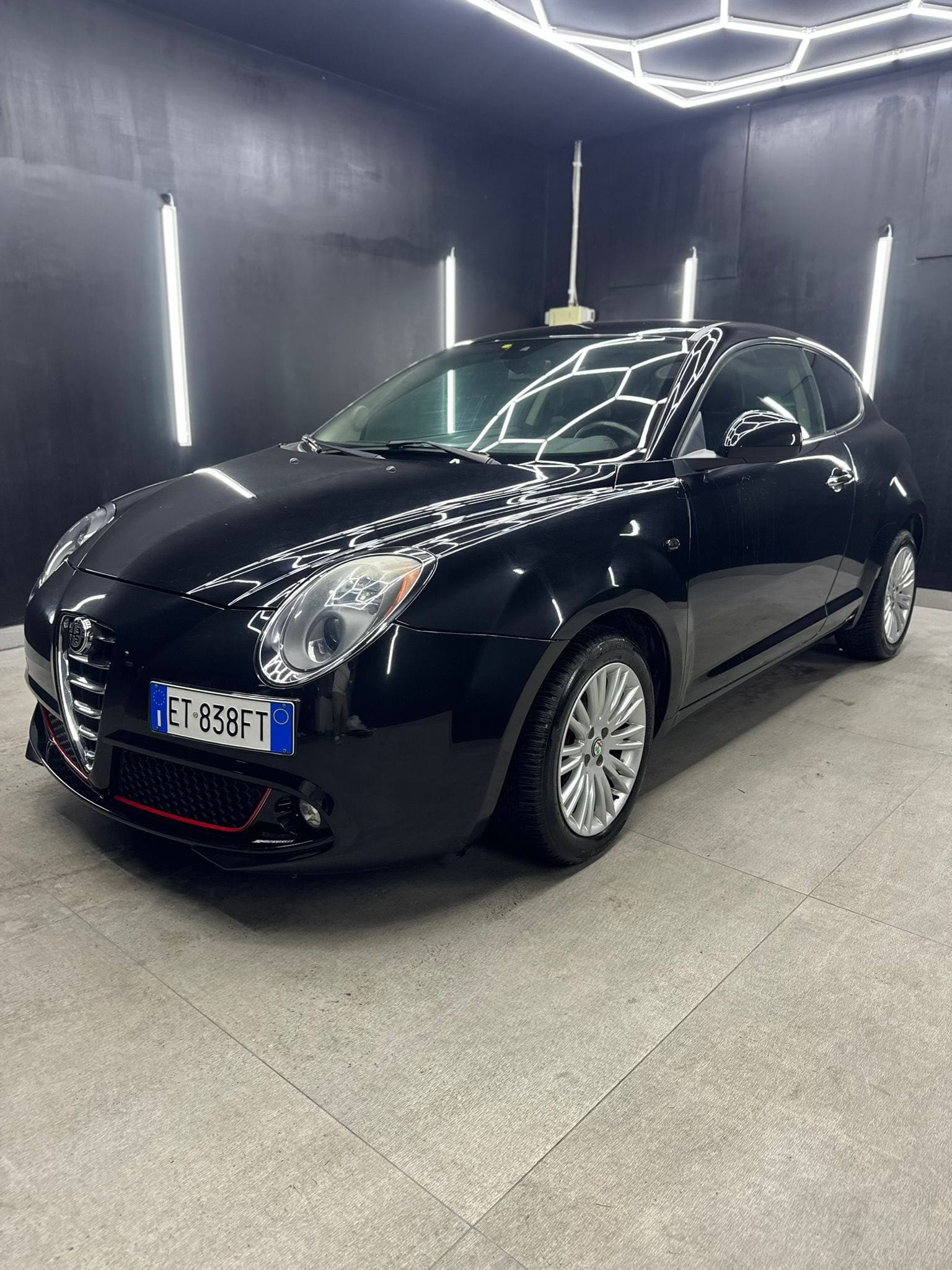 
ALFA ROMEOMiTo 0.9 T 105 CV TwinAir S&S Distinctive2013 full									