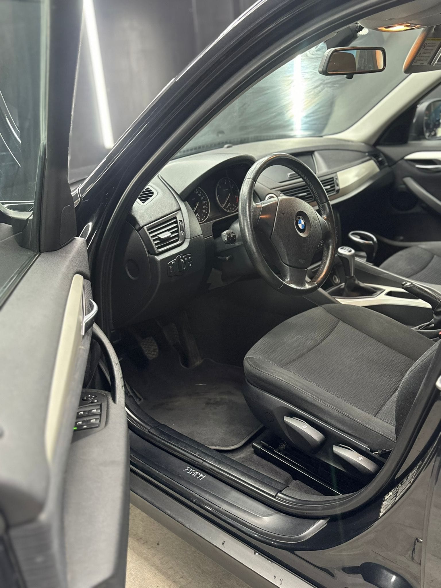 
BMWX1 xDrive18d Futura2012 full									