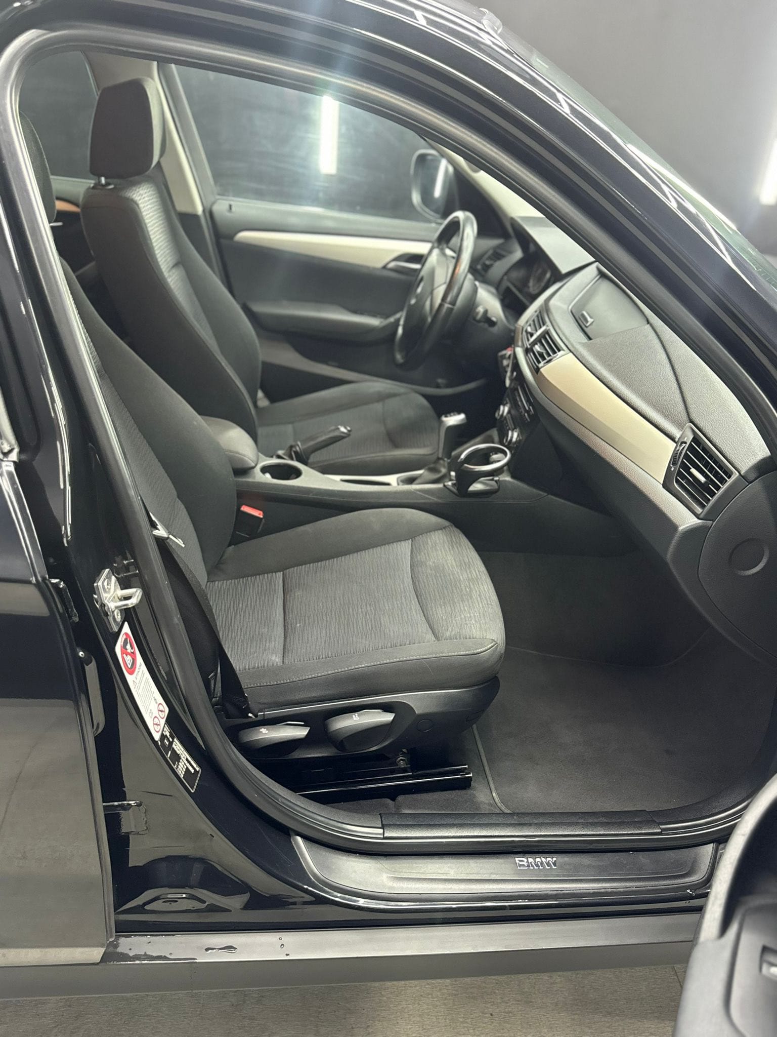 
BMWX1 xDrive18d Futura2012 full									