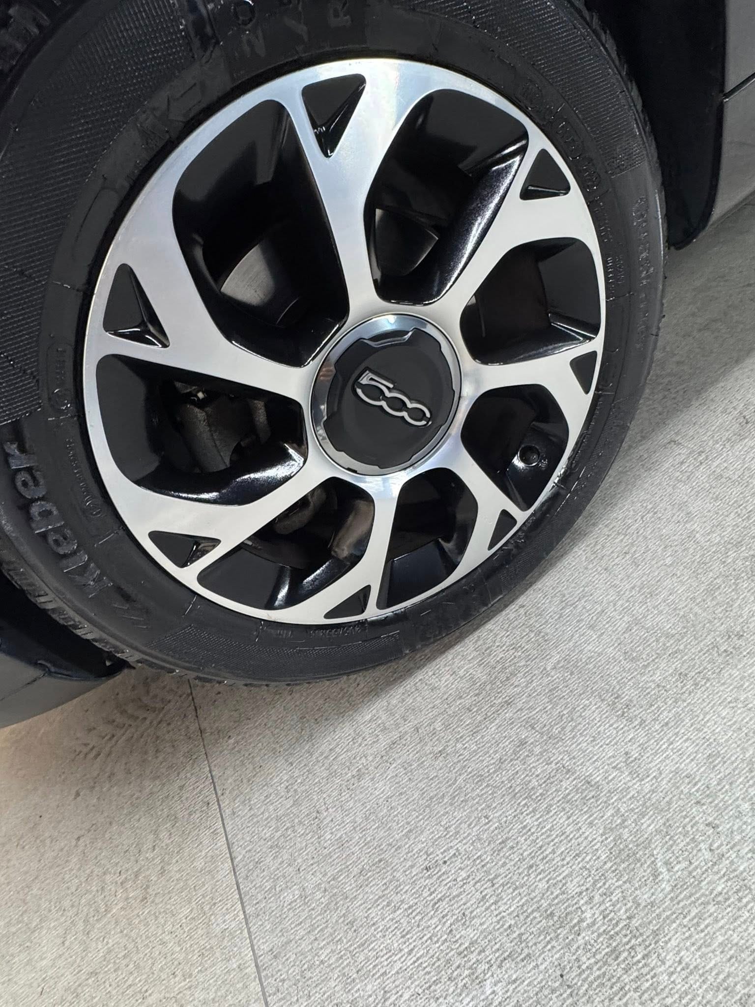 
FIAT500L 1.4 95 CV Lounge2017 full									