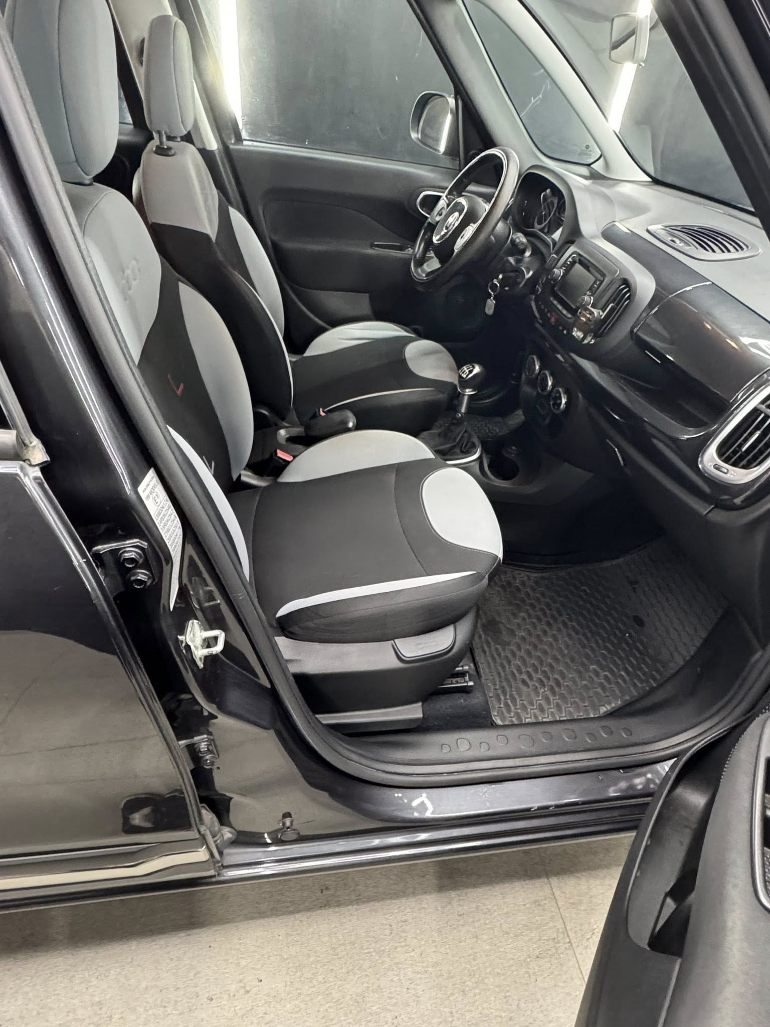 
FIAT500L 1.4 95 CV Lounge2017 full									