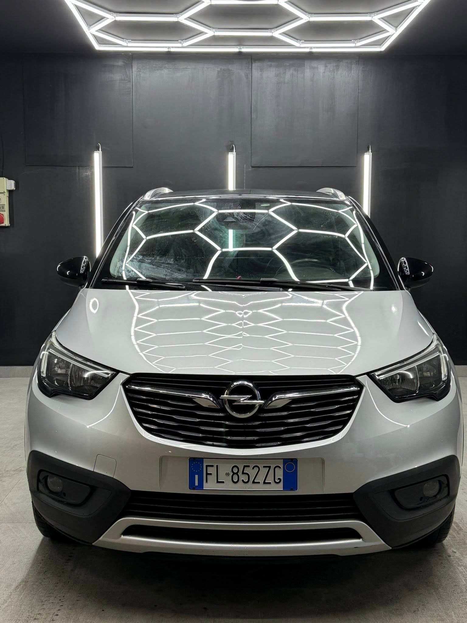 
OPELCrossland X 1.6 ECOTEC D Start&Stop Ultimate2018 full									